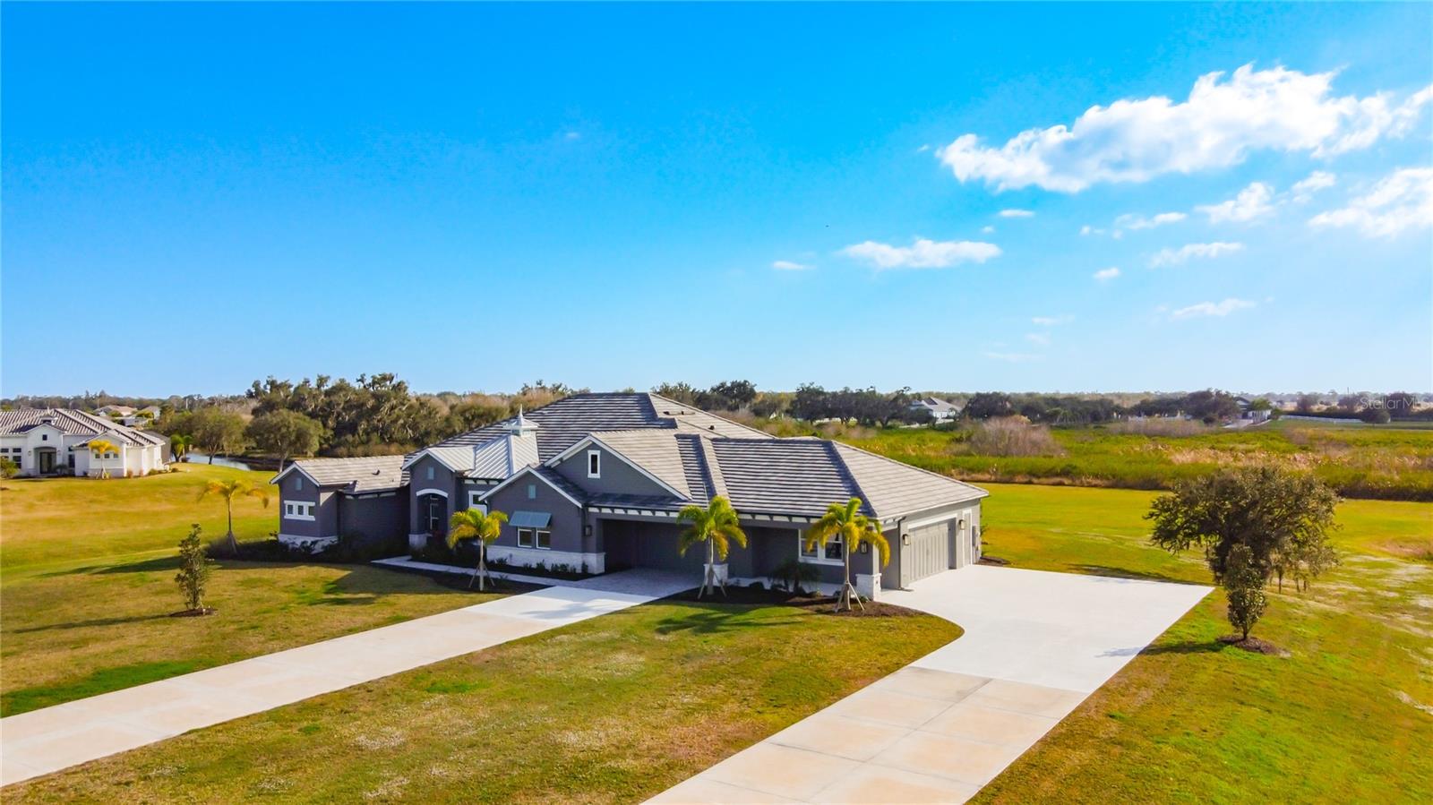 3586 Recurve Cir Property Photo 57