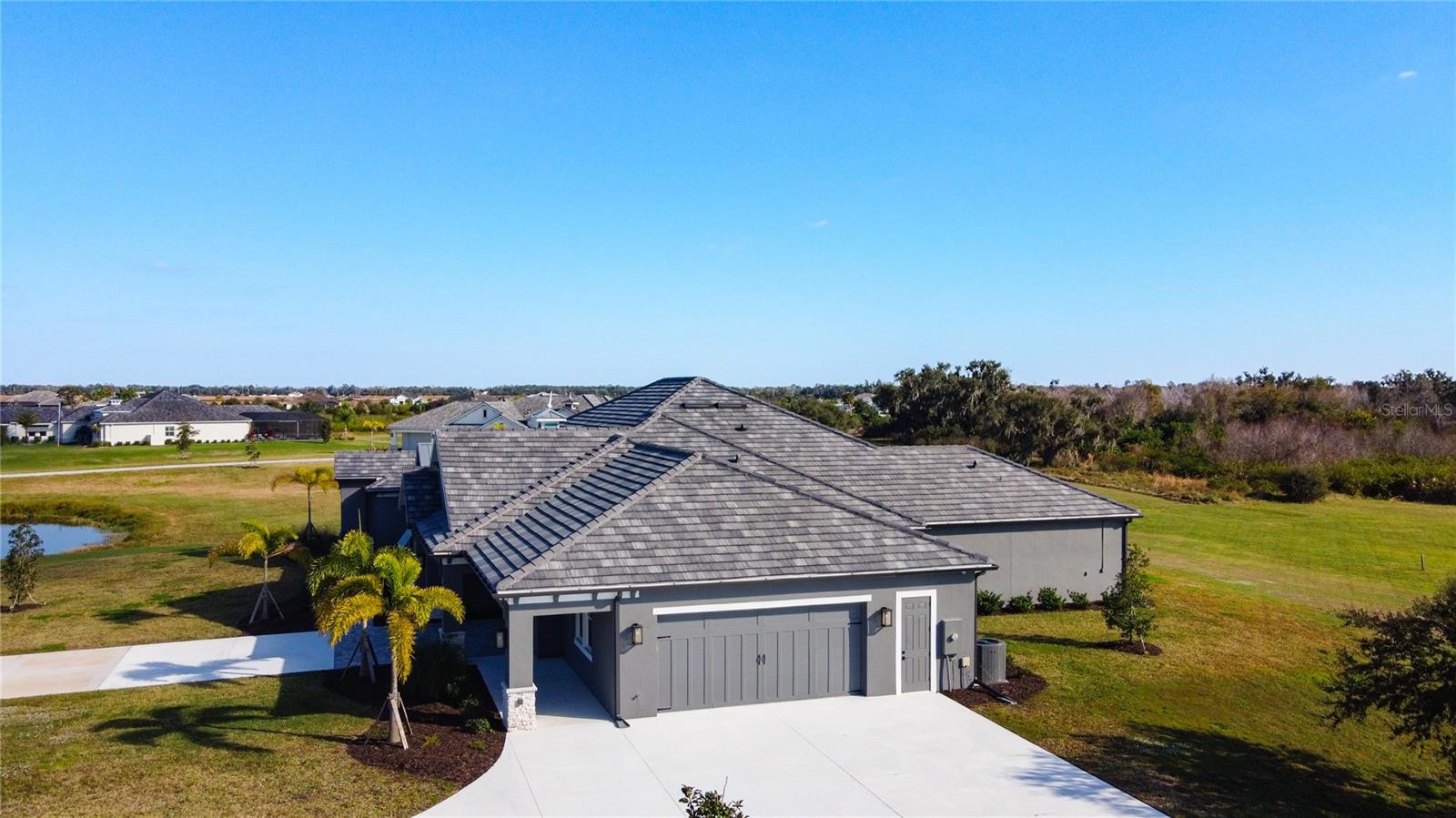 3586 Recurve Cir Property Photo 59