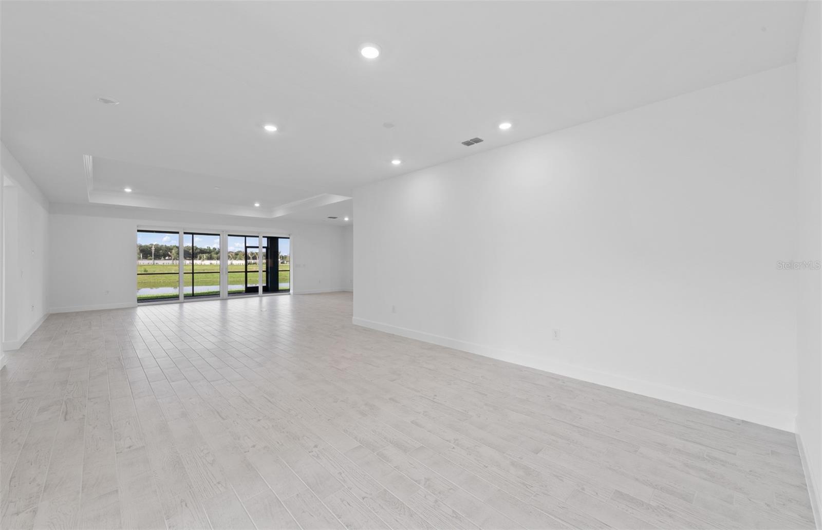 16518 Ennis Pl Property Photo 25