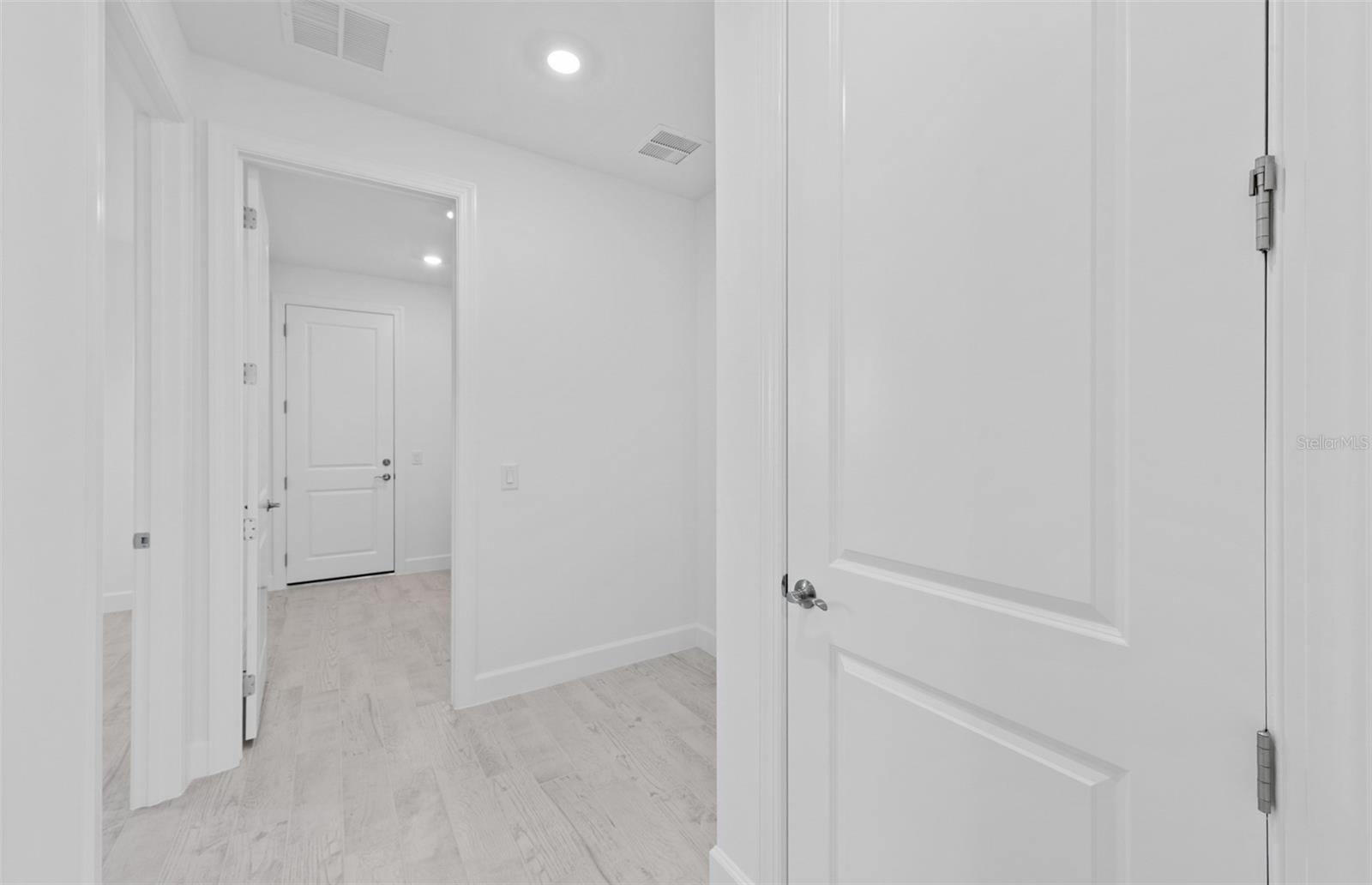 16518 Ennis Pl Property Photo 26