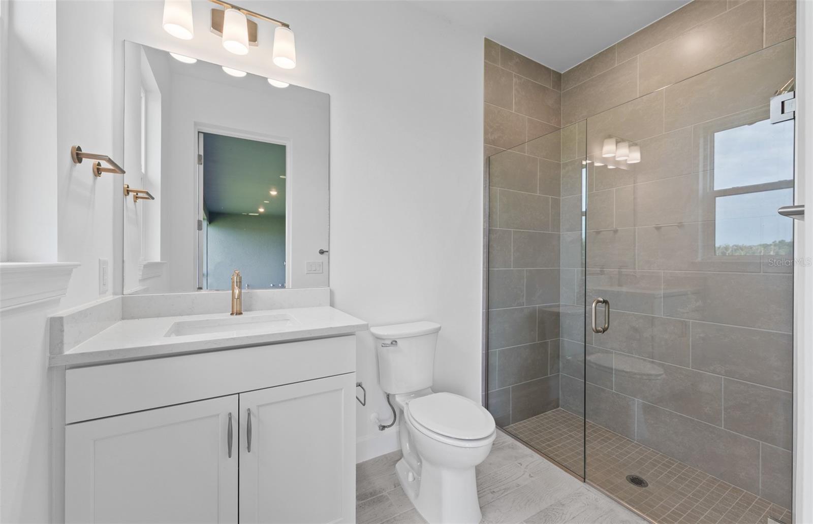 16518 Ennis Pl Property Photo 32