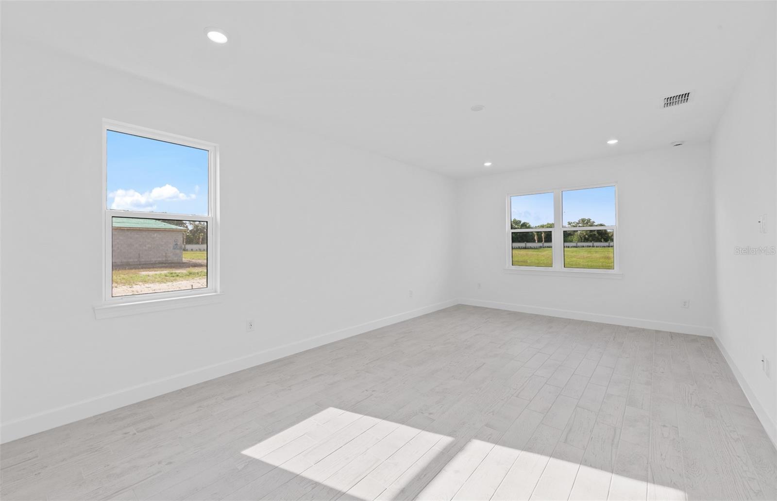 16518 Ennis Pl Property Photo 35