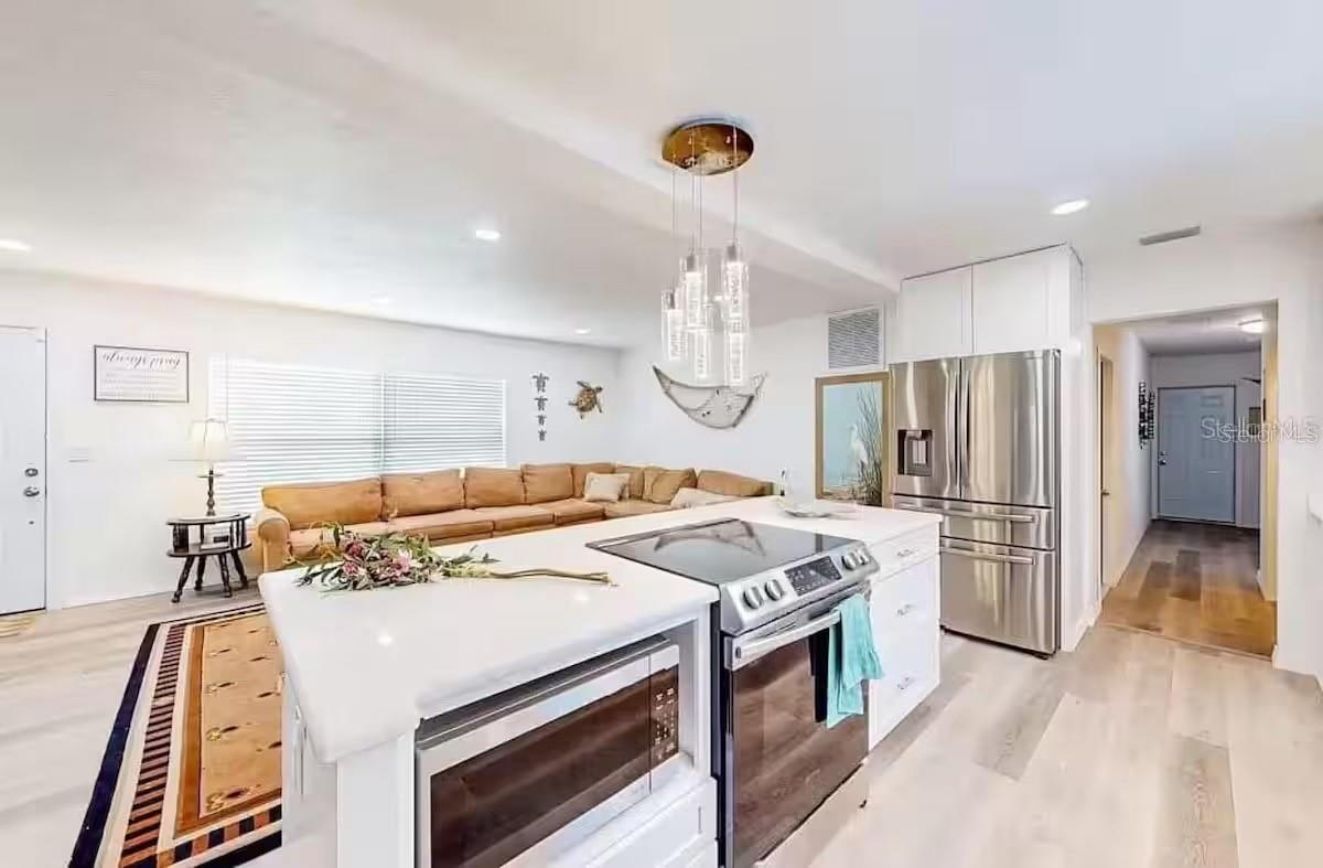 TB8459529 Property Photo 6