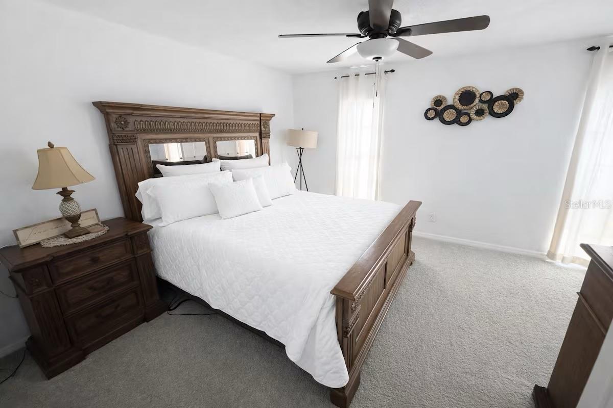 TB8459529 Property Photo 12