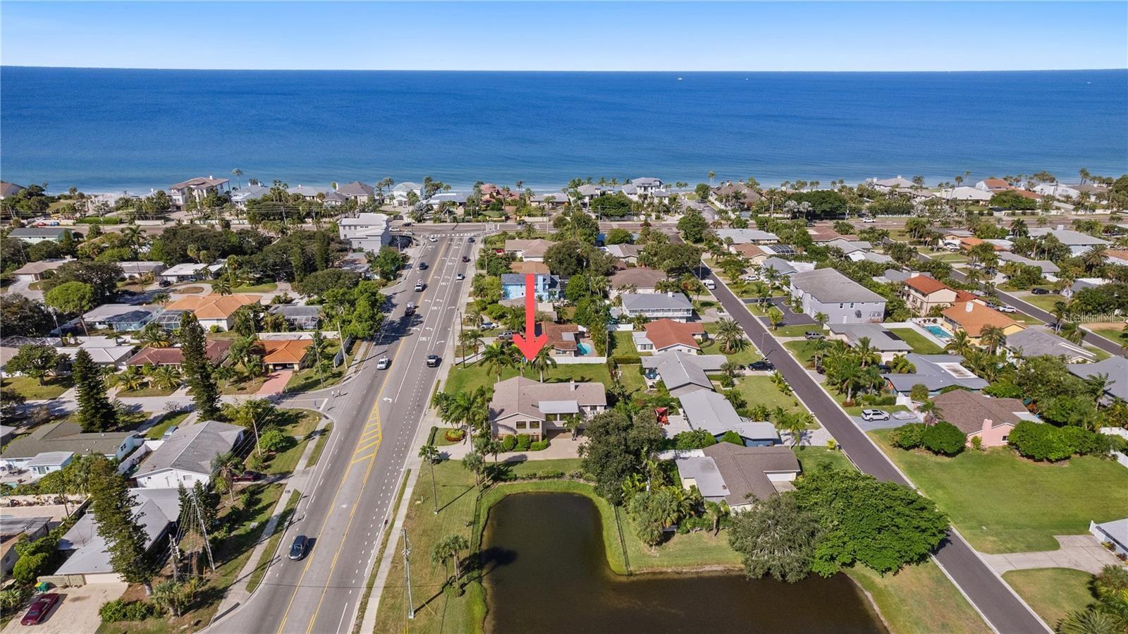 Causeway Blvd Property Photo 9