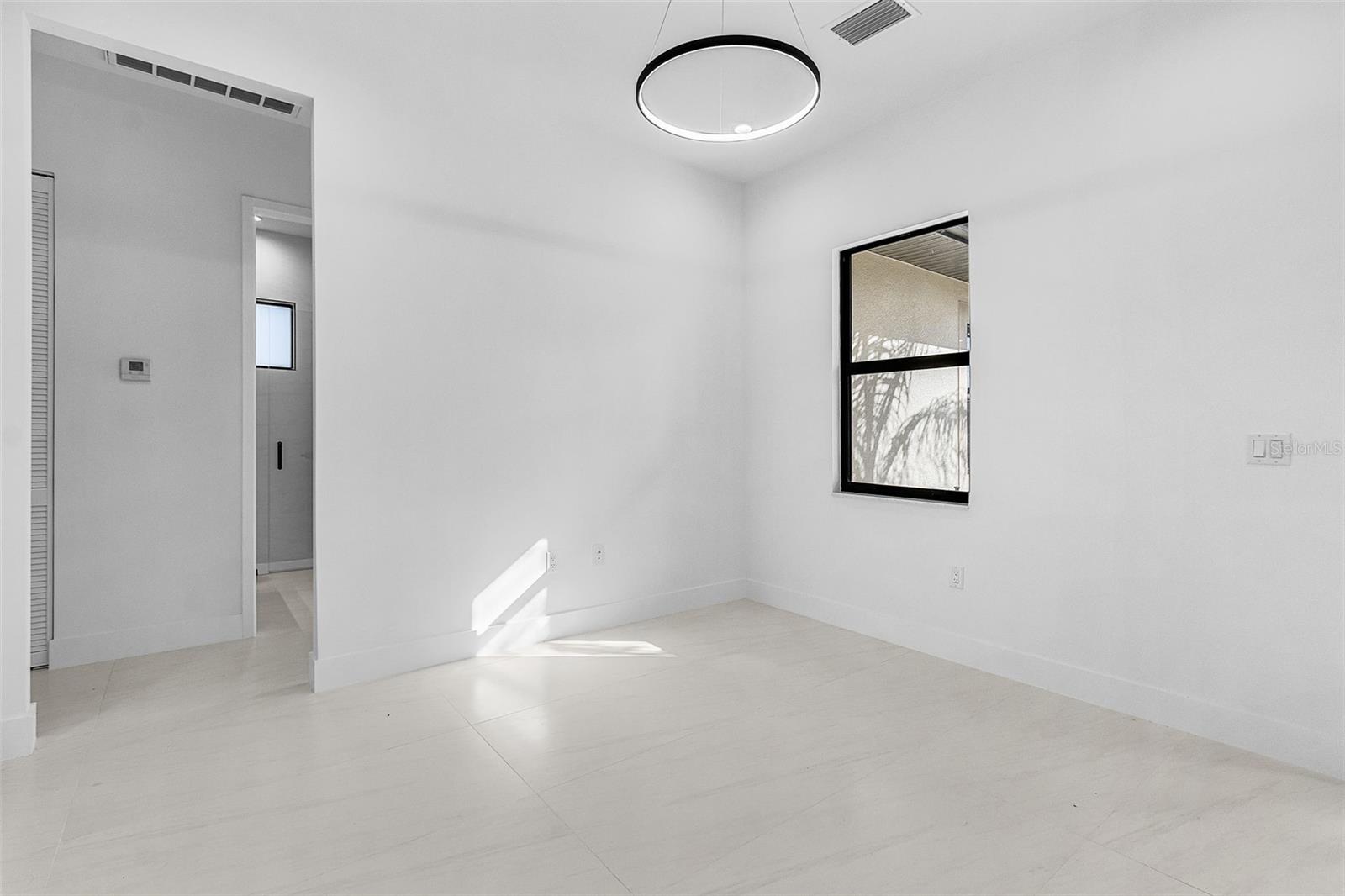 12519 Canoe Trl Property Photo 5