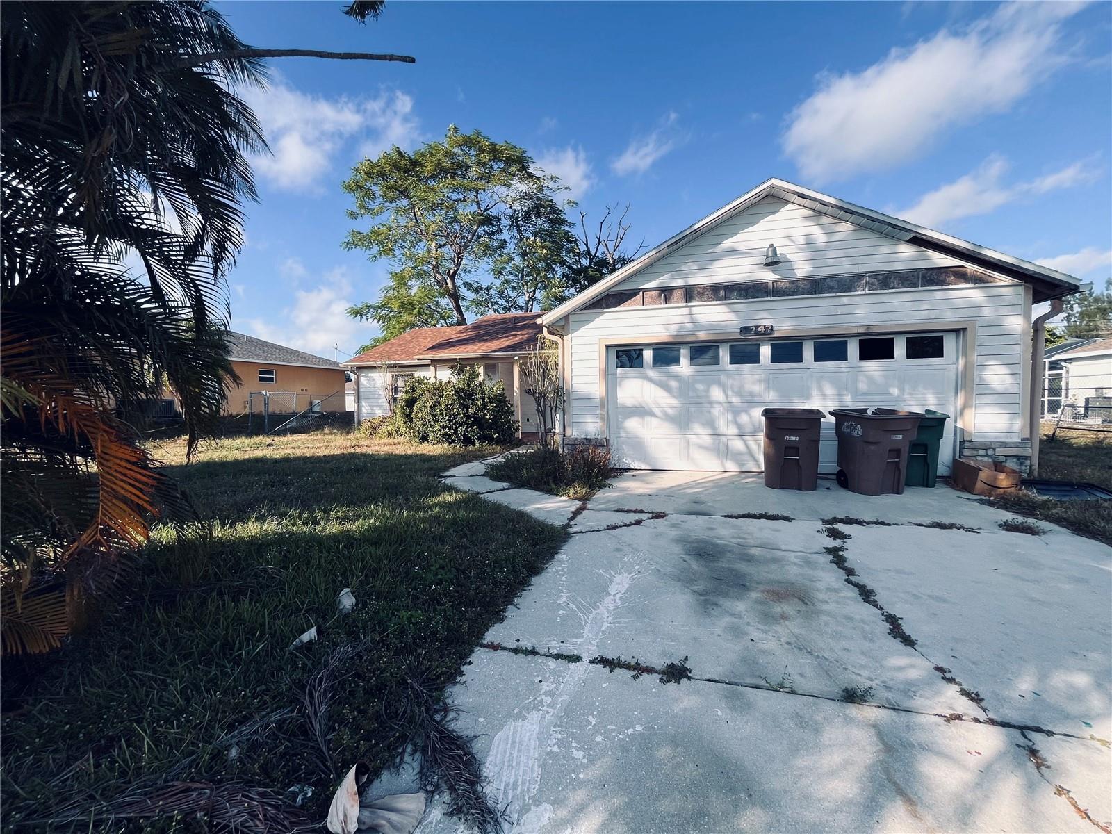 2247 Sw 4th St Property Photo 1