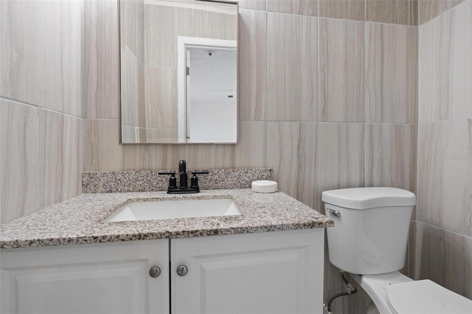 7050 Versailles N Property Photo 6