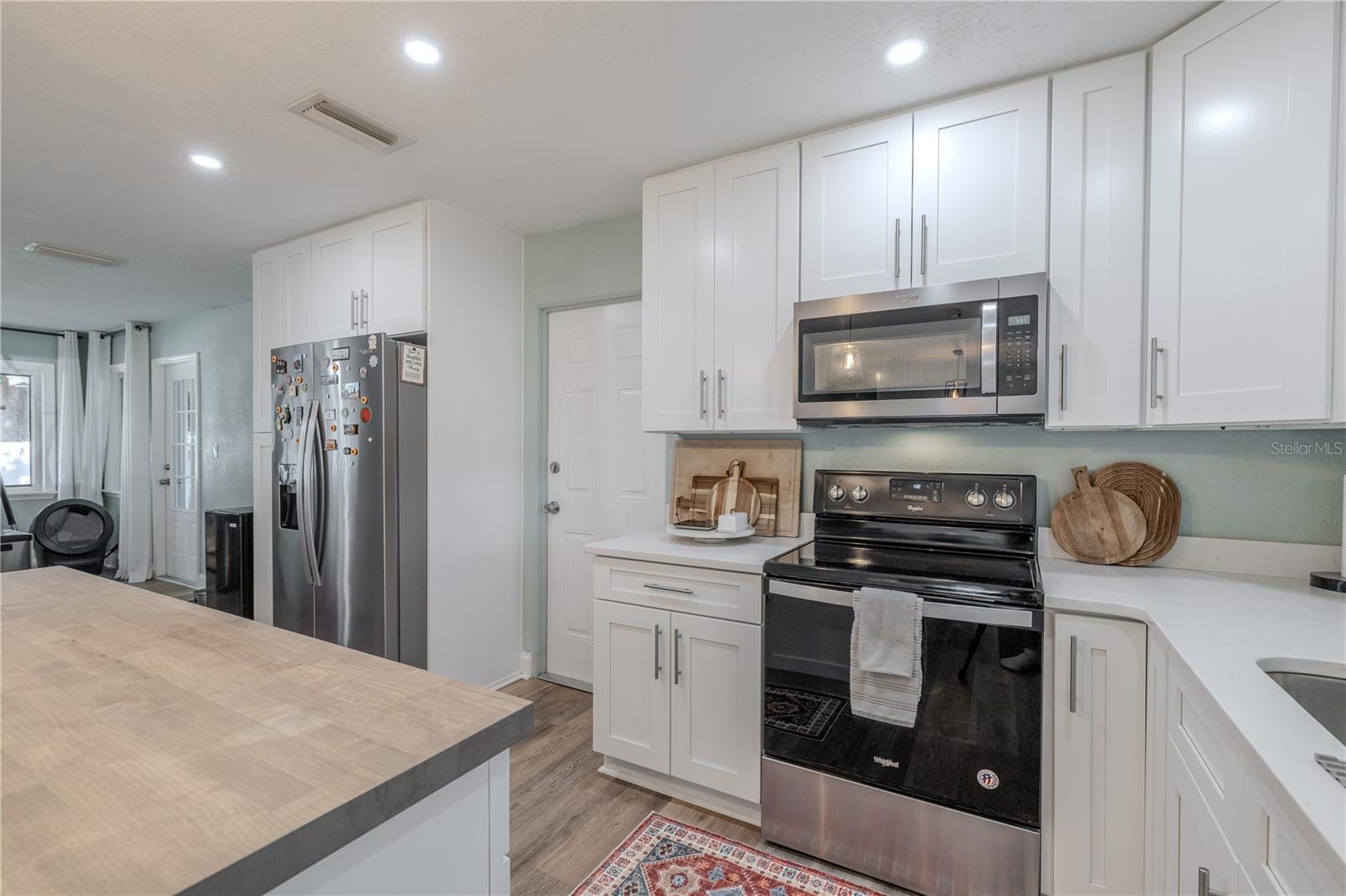 11615 Park Blvd Property Photo 10
