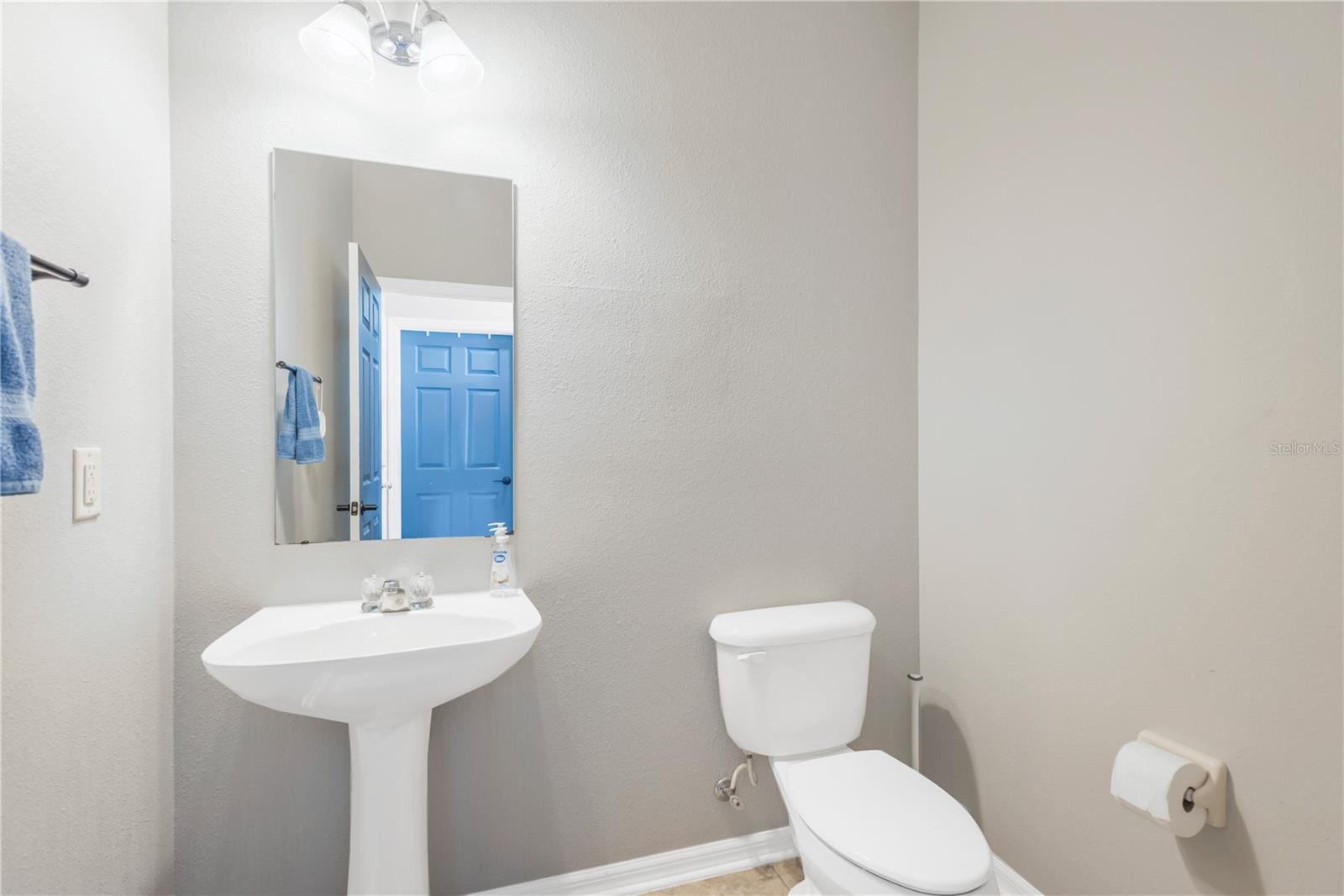 18345 Fish Loop Property Photo 12