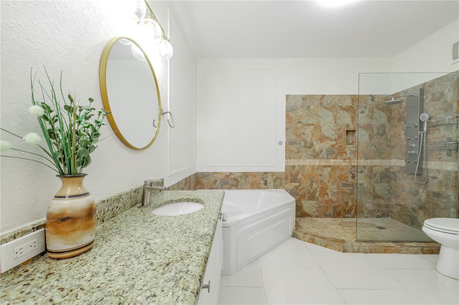 2722 Via Tivoli #410a Property Photo 32