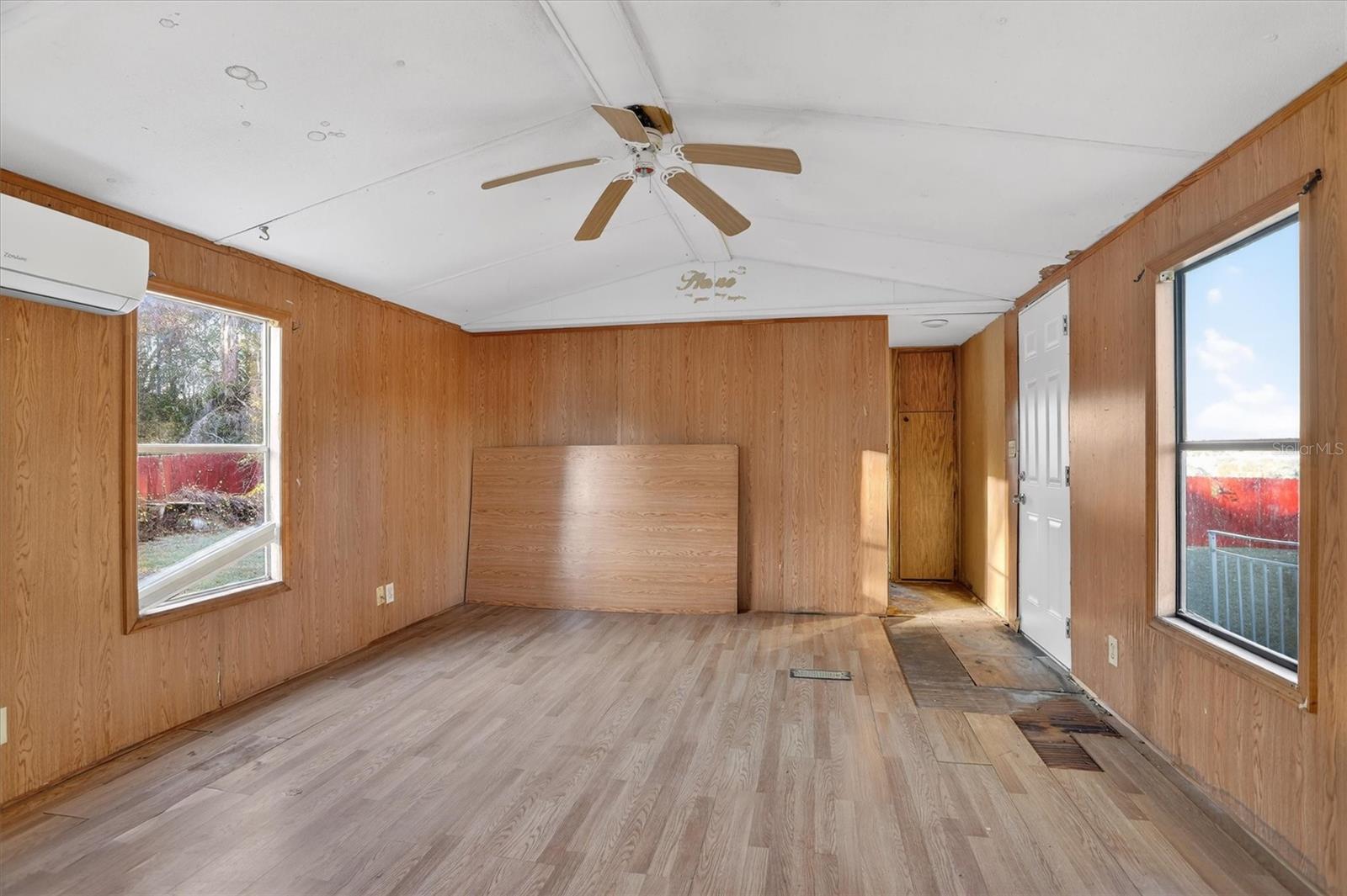 18441 Rigsby Rd Property Photo 6