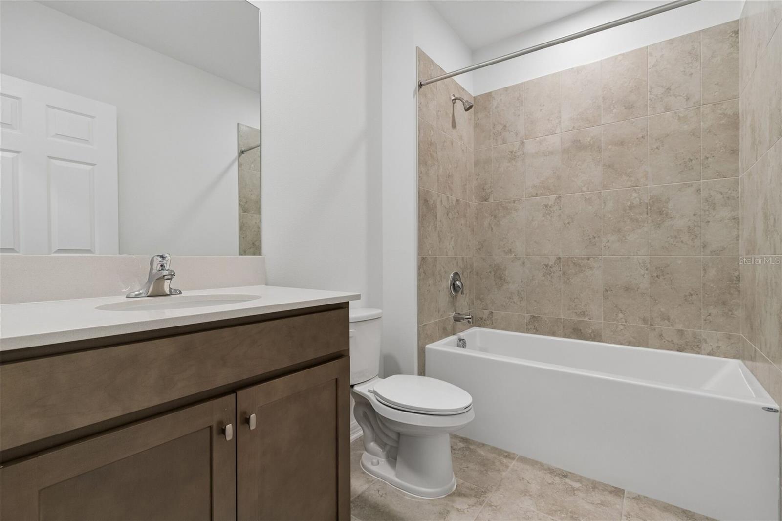 2920 Quinault Pl Property Photo 5