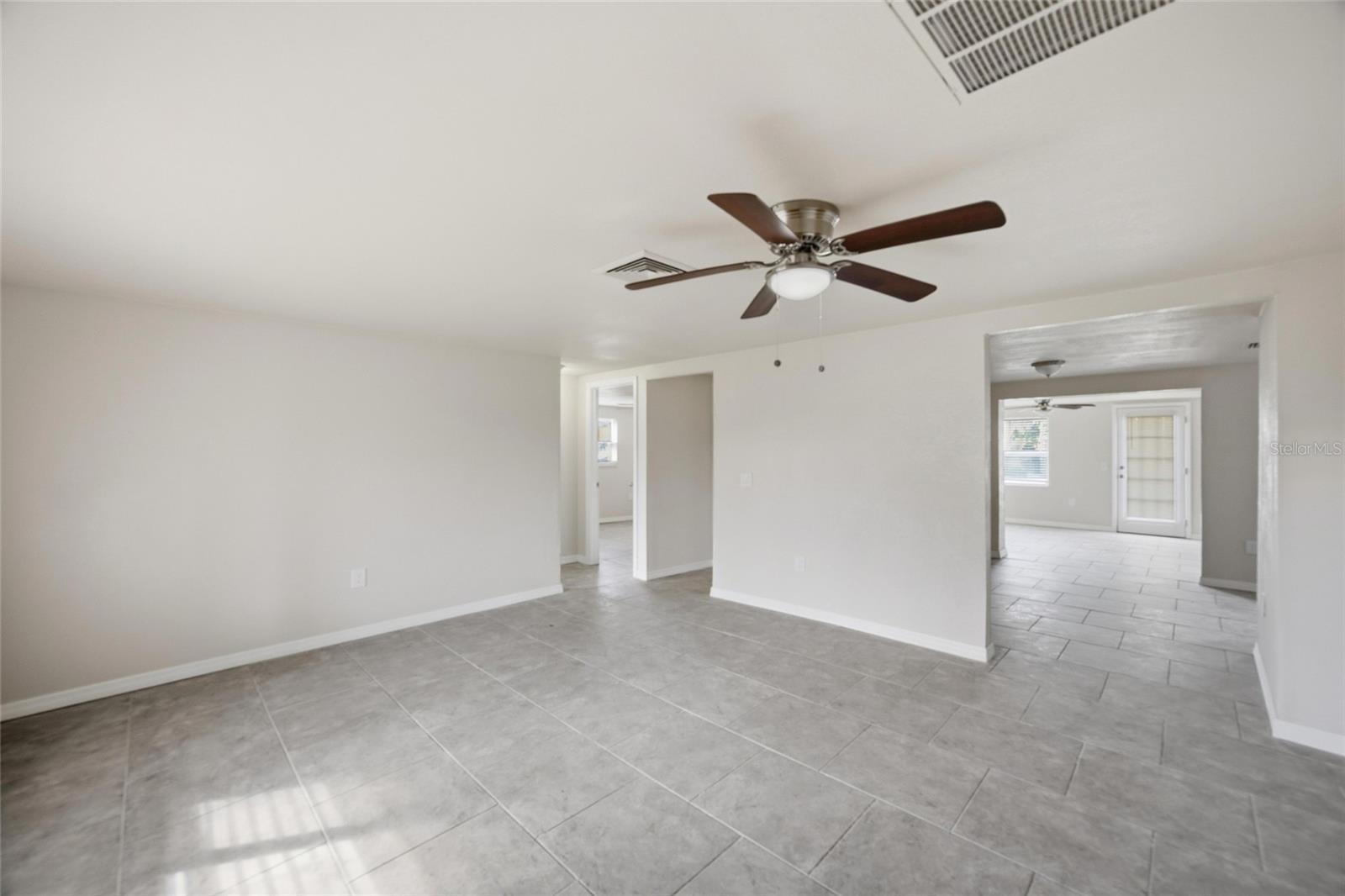 7417 Mako Dr Property Photo 5