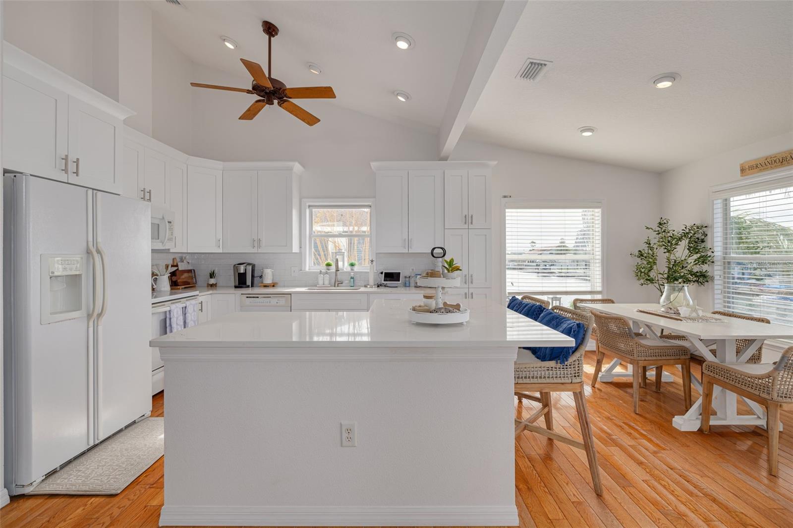 4207 Des Prez Ct Property Photo 8
