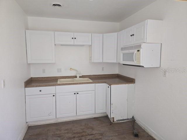 3615 Higel Ave Property Photo 10