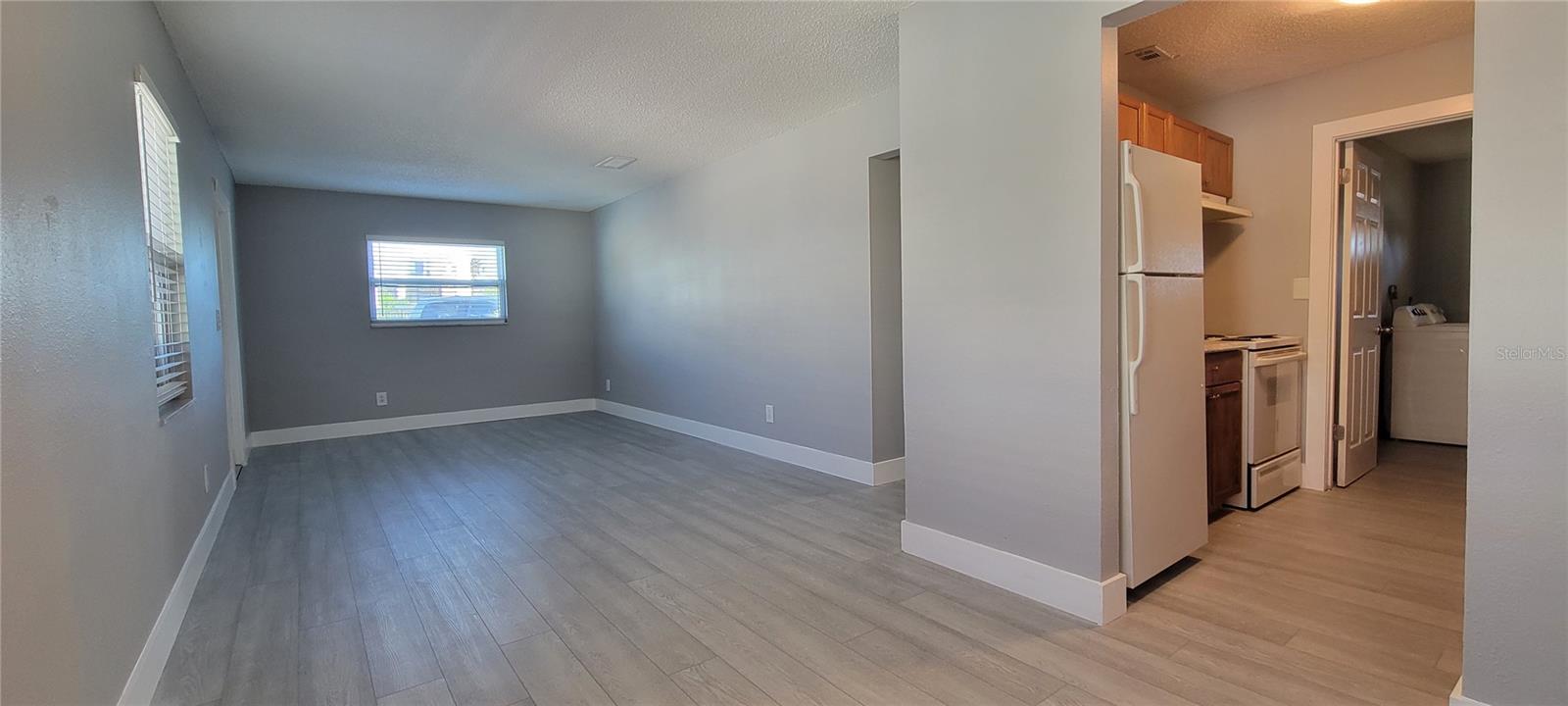 6627 S West Shore Blvd Property Photo 3