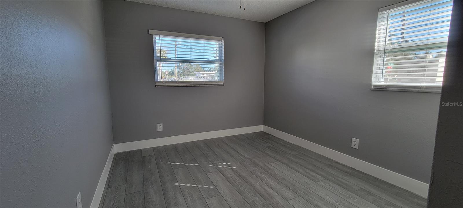 6627 S West Shore Blvd Property Photo 9