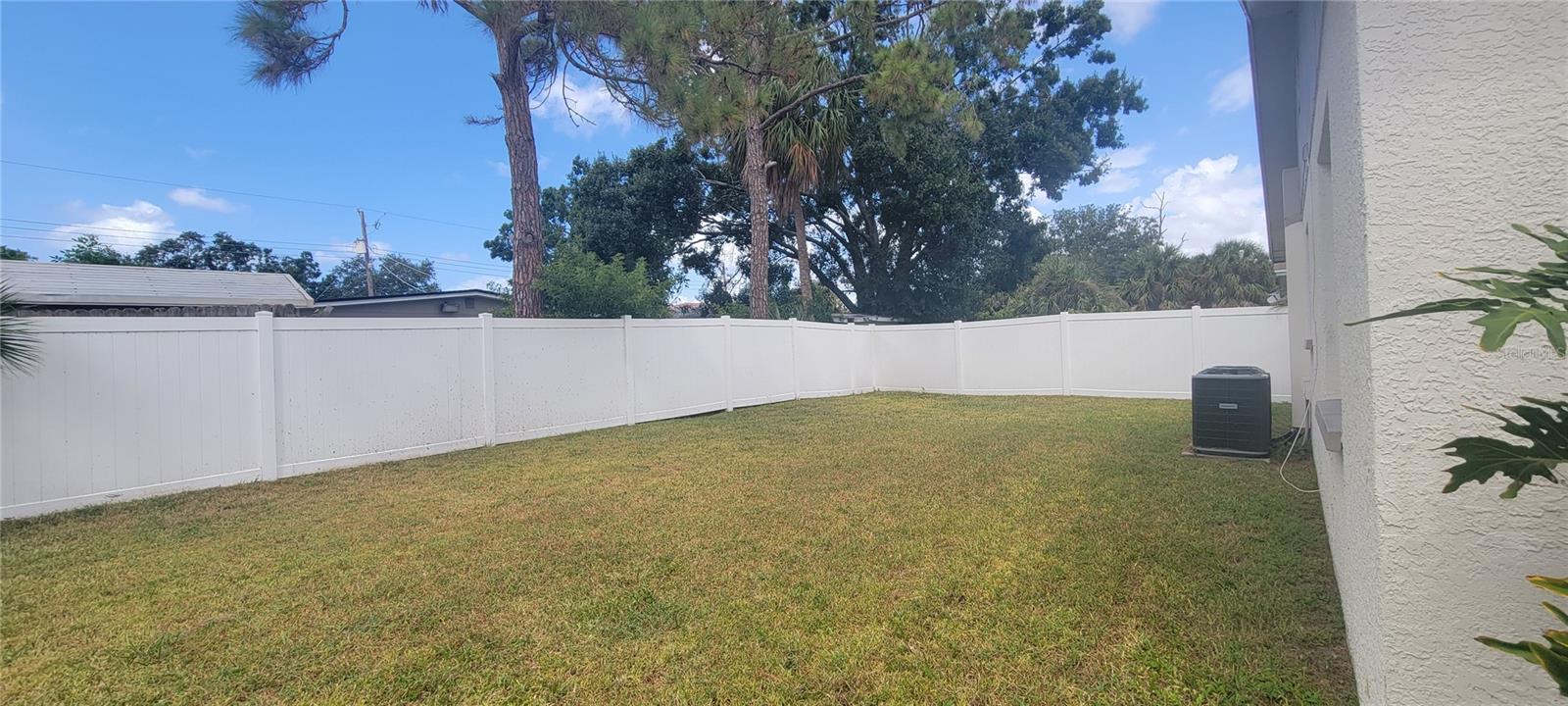 6625 S West Shore Blvd Property Photo 17