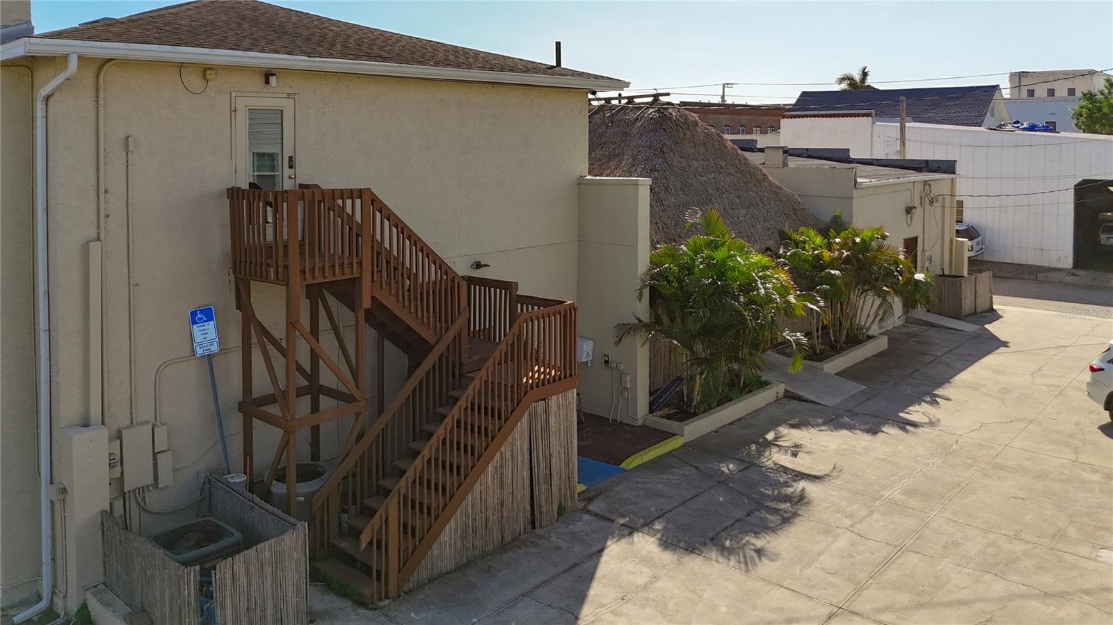 1001 & 1007 Manatee Ave E Property Photo 86