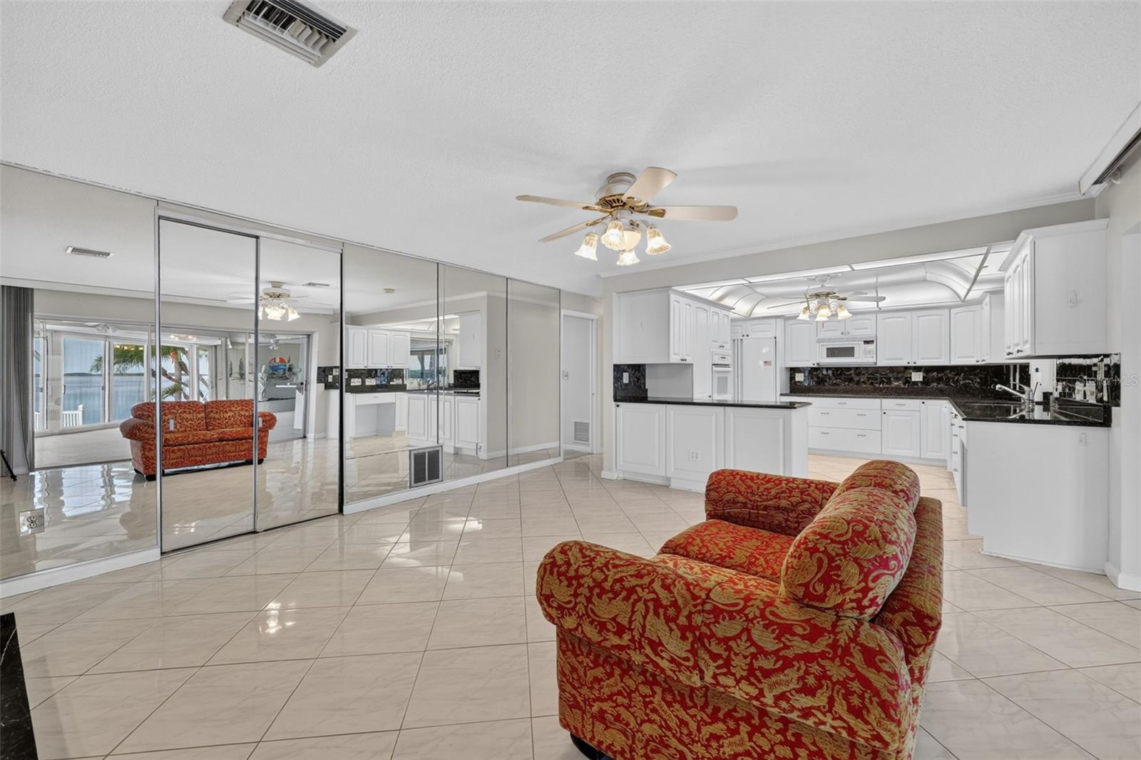 891 Island Way Property Photo 23
