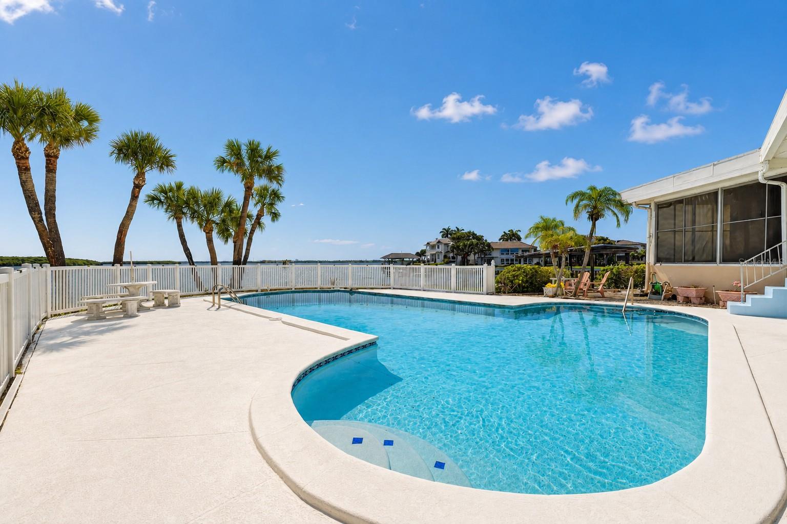 891 Island Way Property Photo 31
