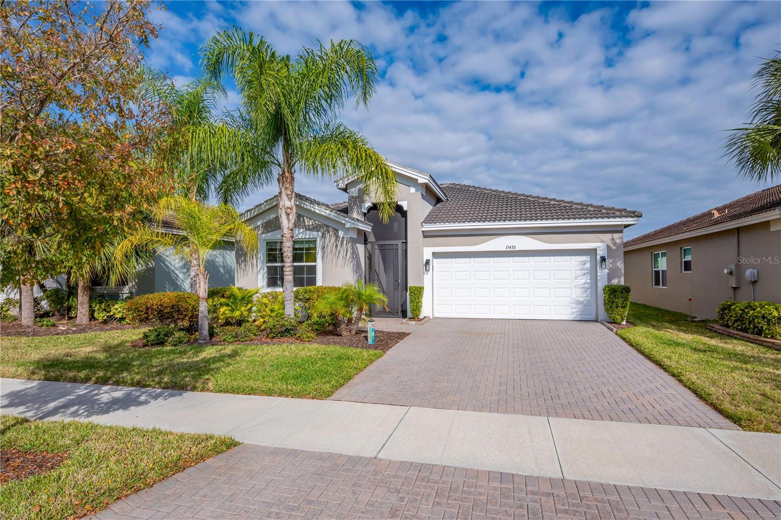 15433 Santa Pola Dr Property Photo 1