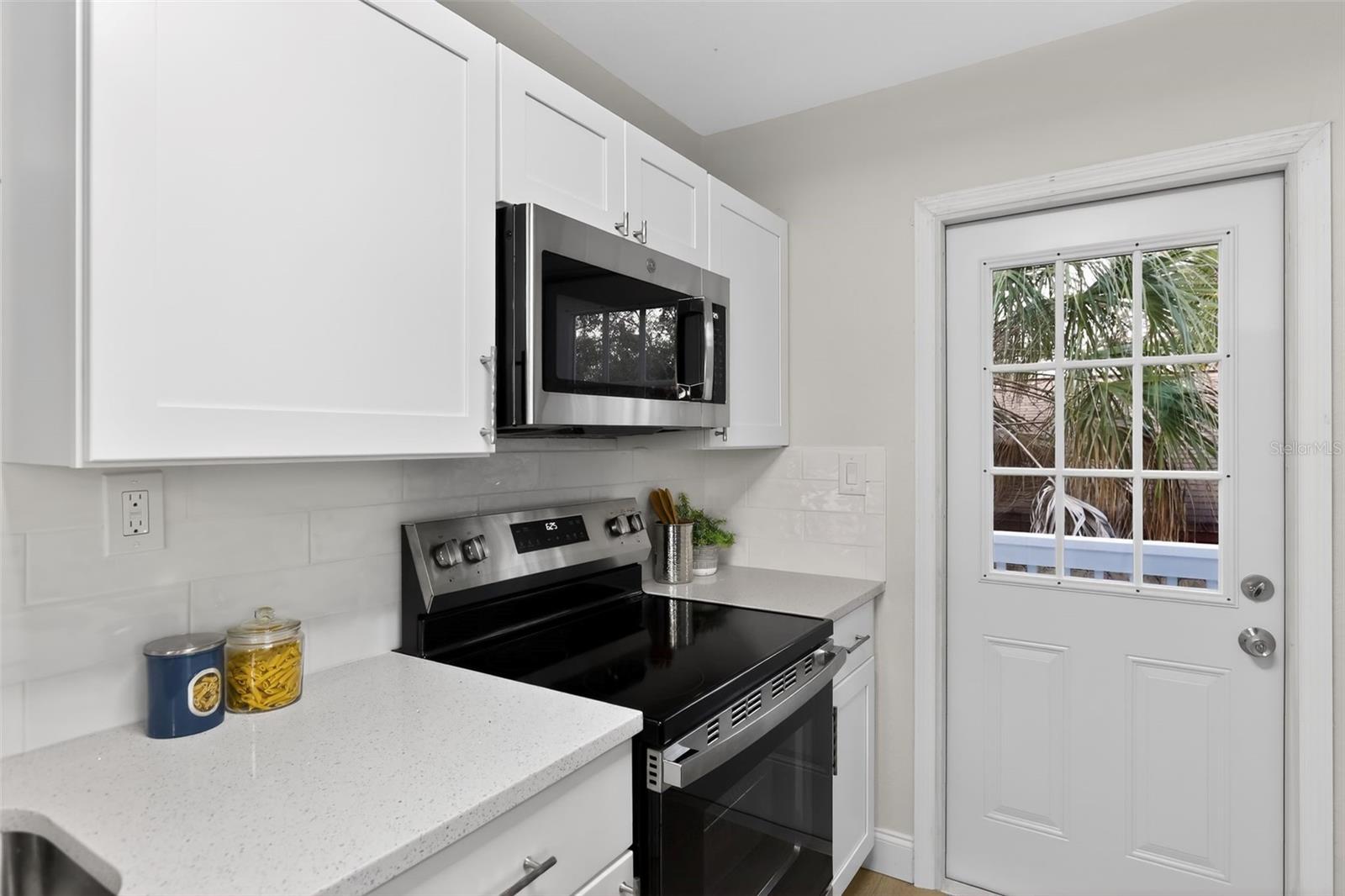 522 E Morgan St Property Photo 11