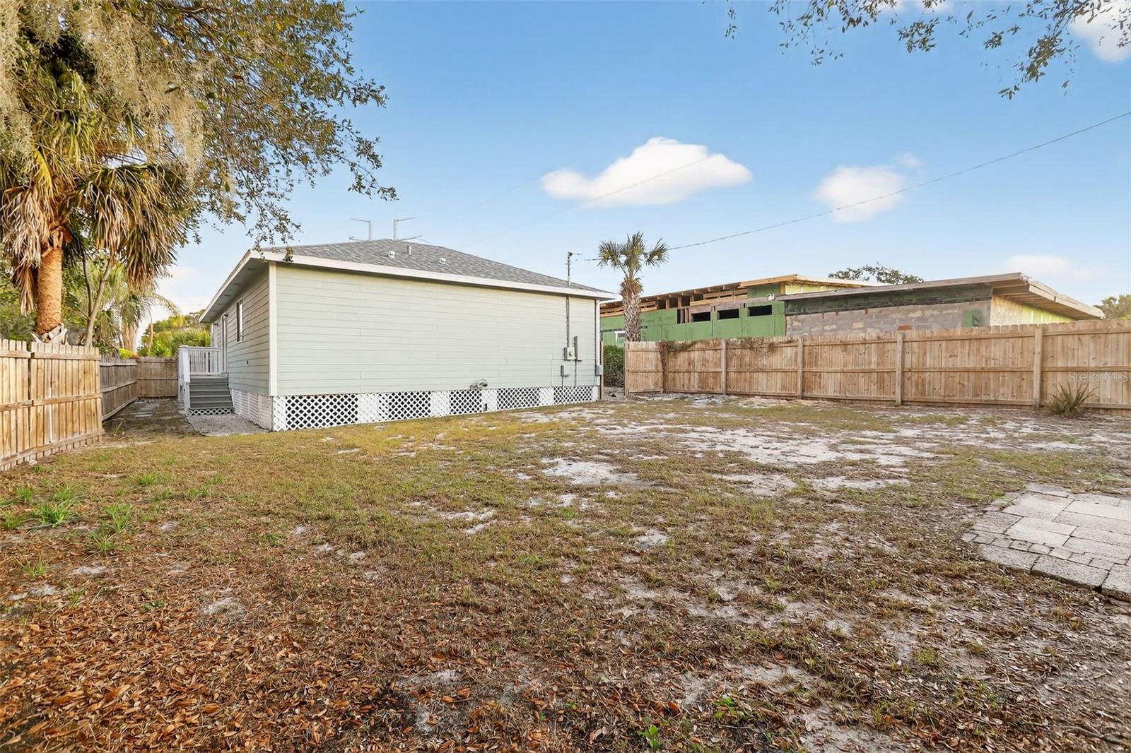 522 E Morgan St Property Photo 27