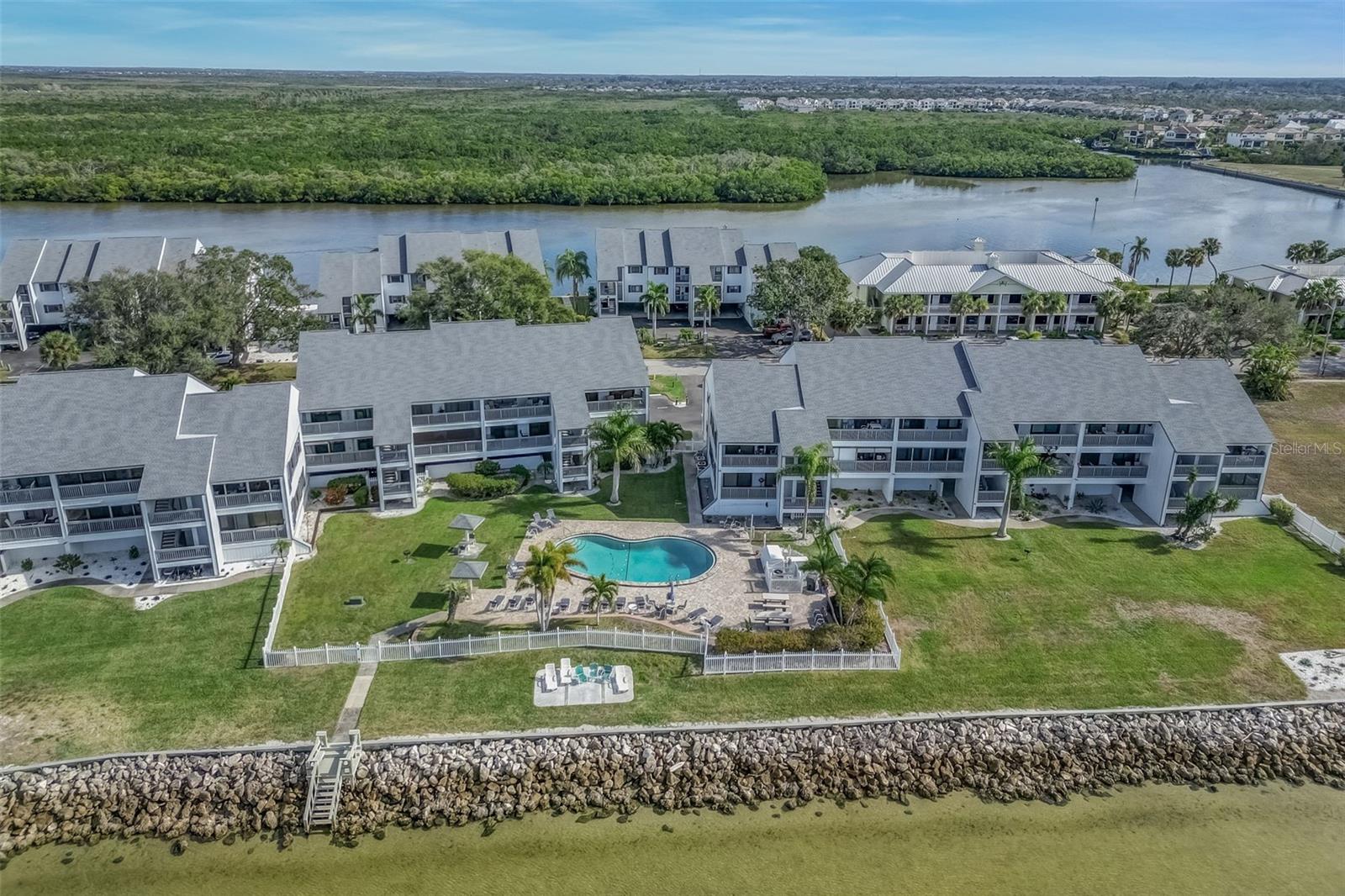 803 Bahia Del Sol Dr #b Property Photo 2