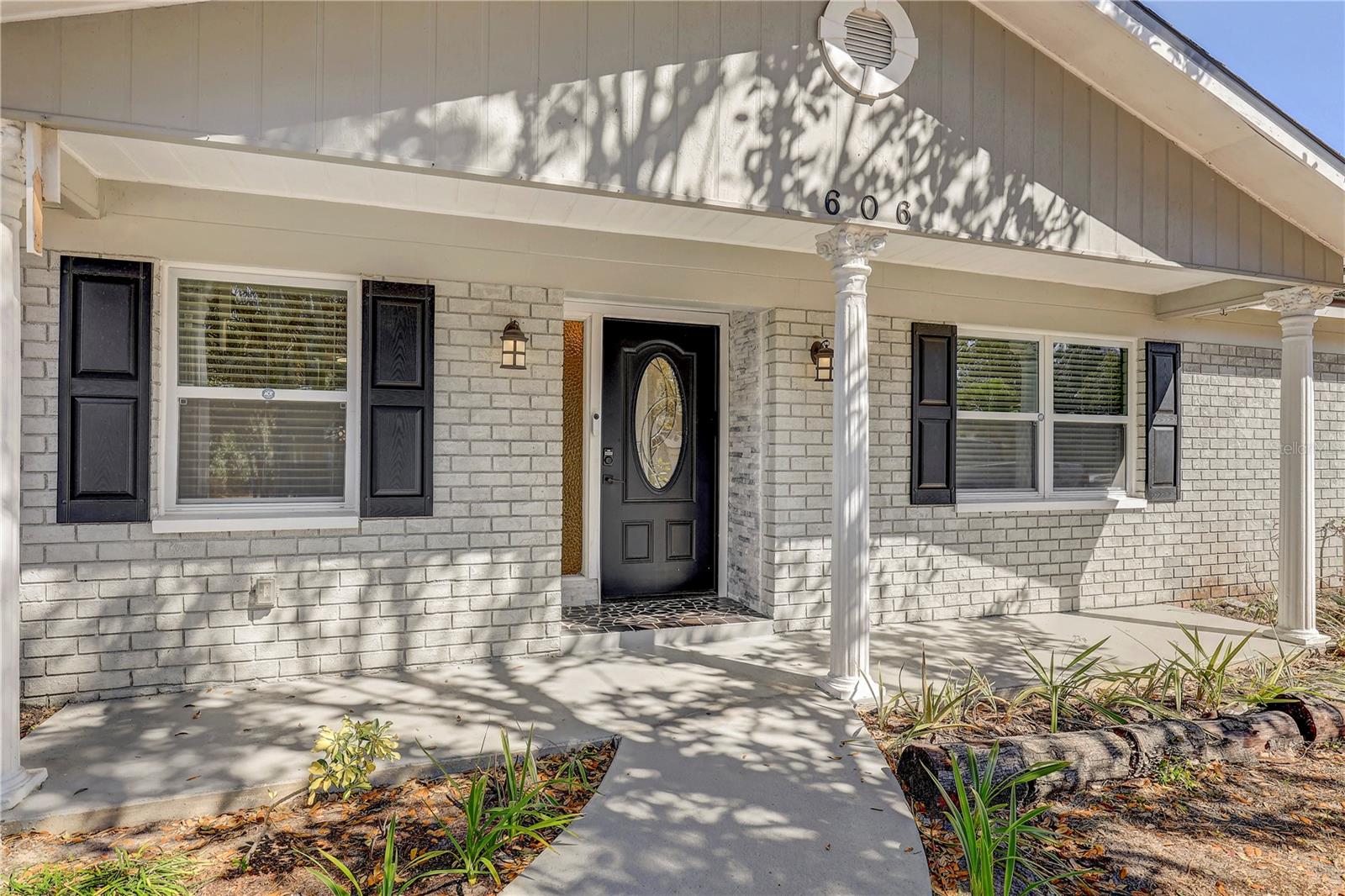 606 Dali Dr Property Photo 2