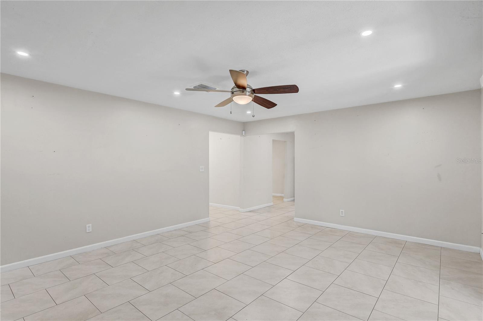 606 Dali Dr Property Photo 5