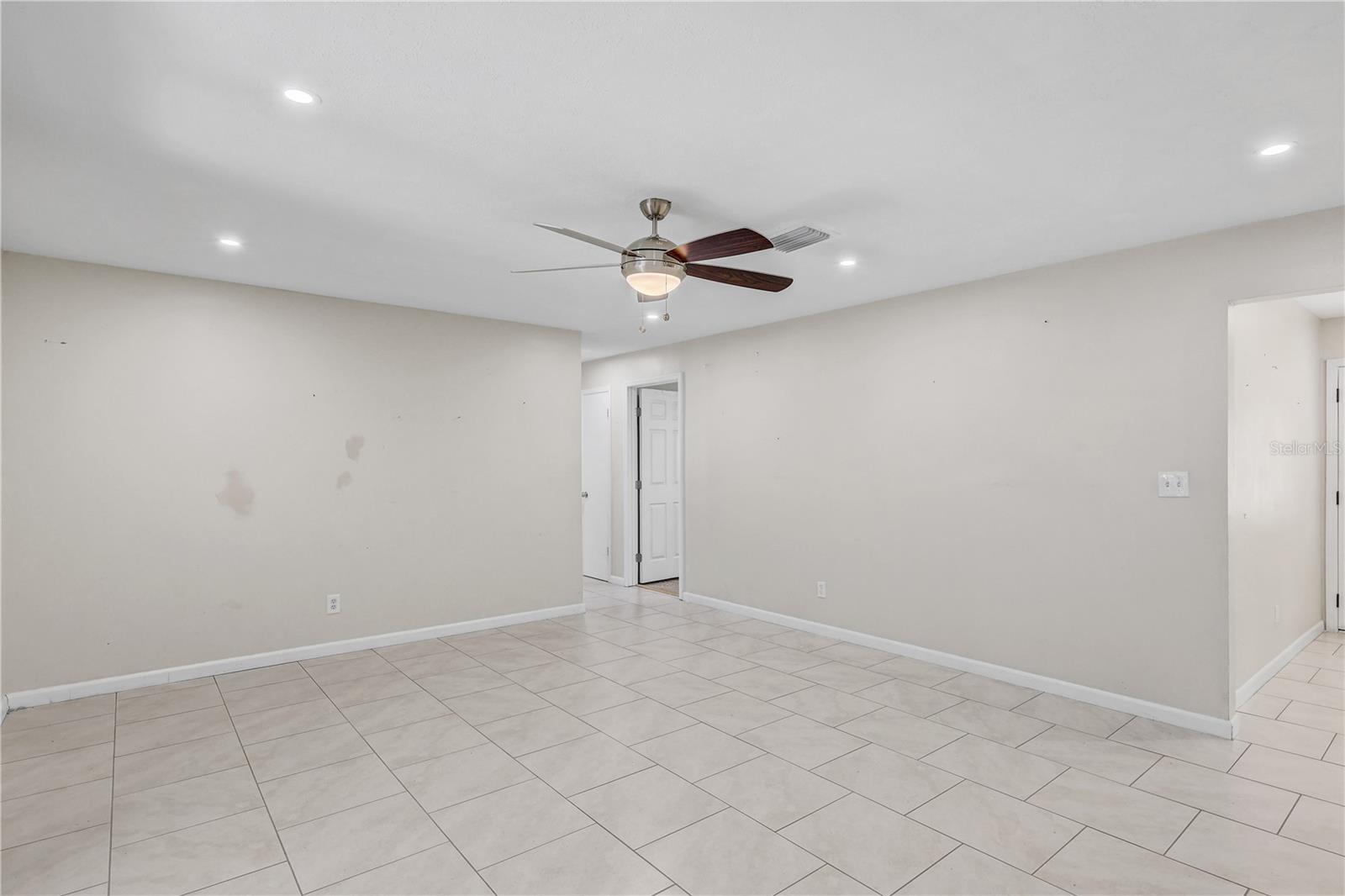 606 Dali Dr Property Photo 6