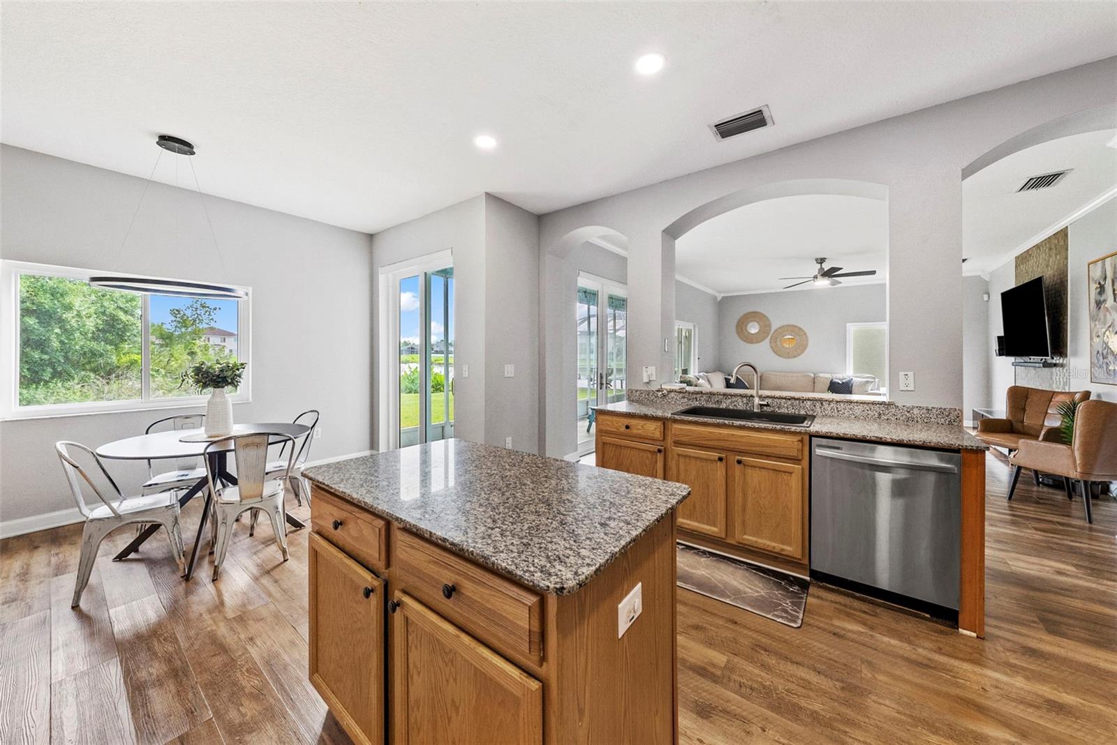 25521 Bruford Blvd Property Photo 15