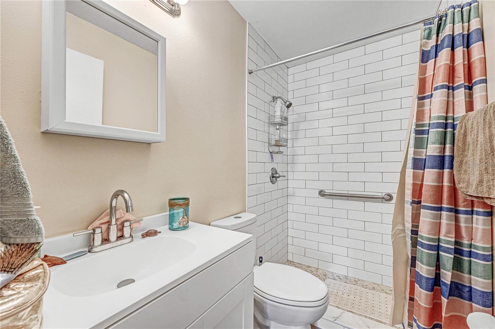 2442 Dianne Dr Property Photo 18