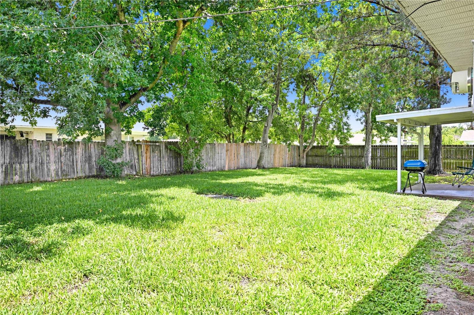 2442 Dianne Dr Property Photo 25