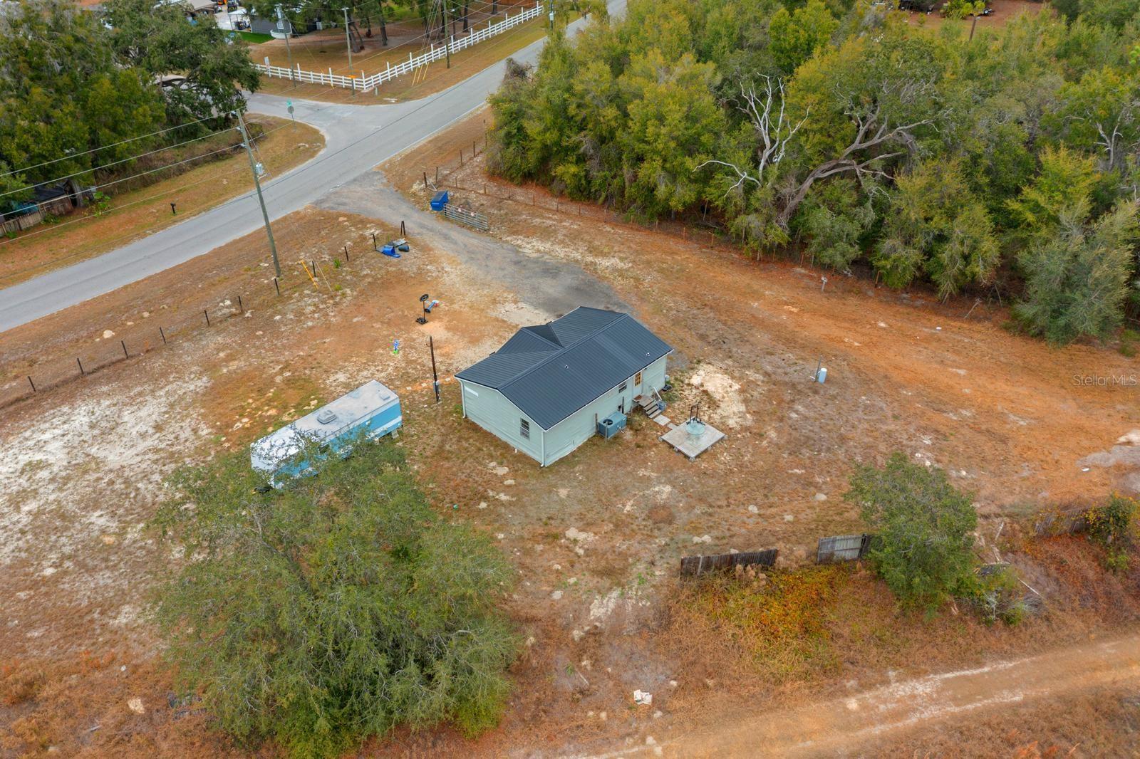 17558 Caufield Rd Property Photo 17