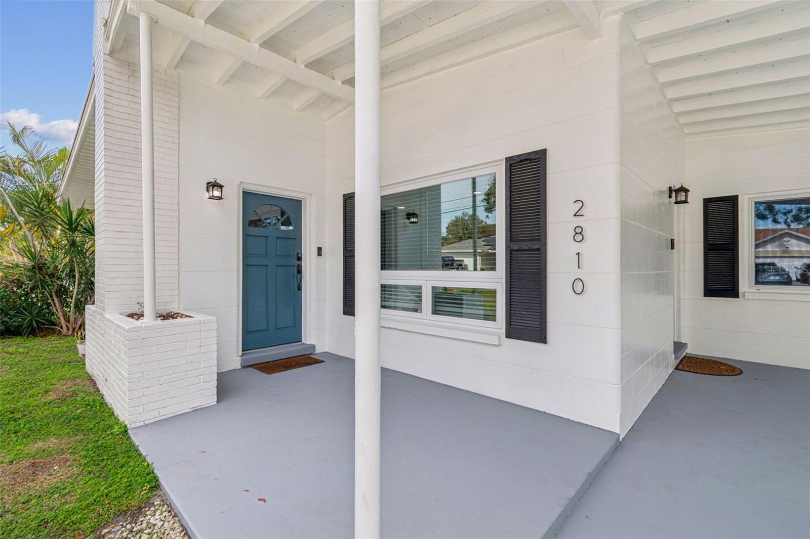 2810 W Silver Lake Ave Property Photo 4