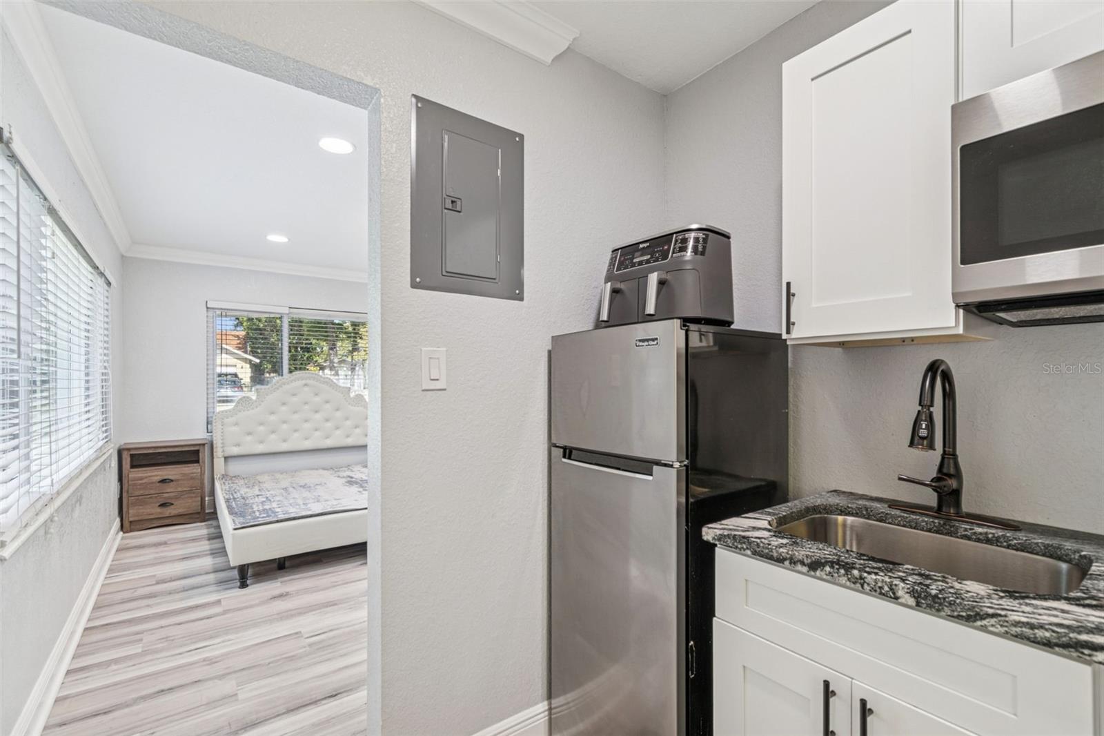2810 W Silver Lake Ave Property Photo 33