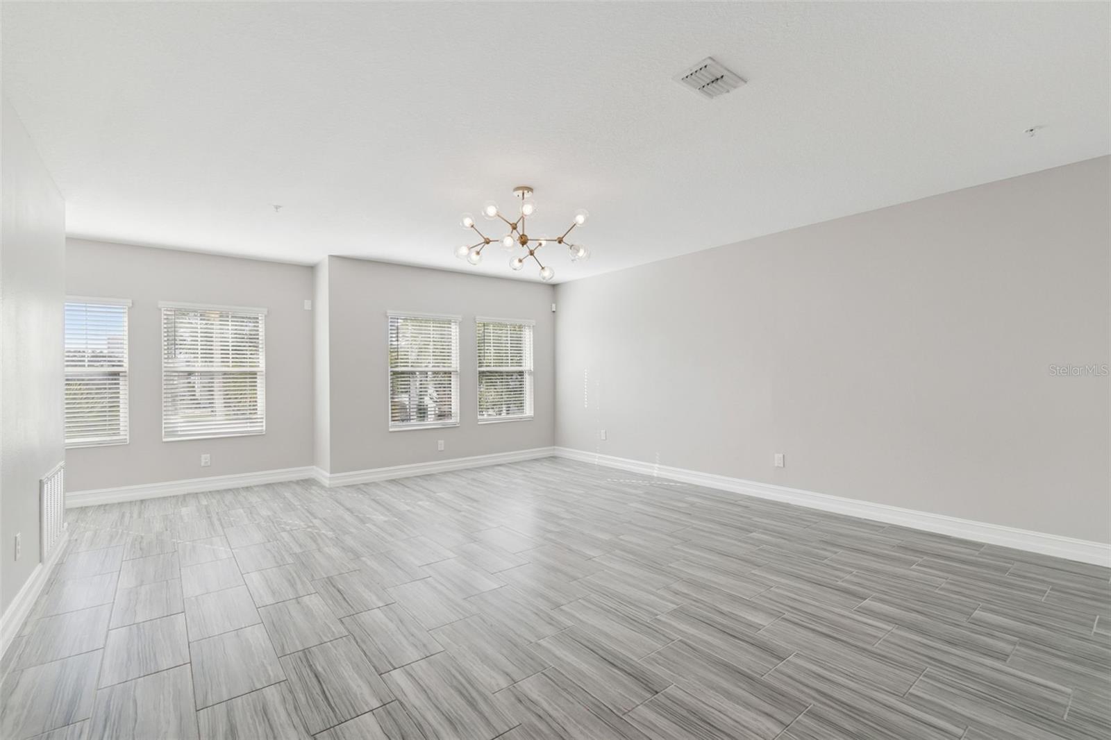 4921 W Paul Ave #4 Property Photo 17