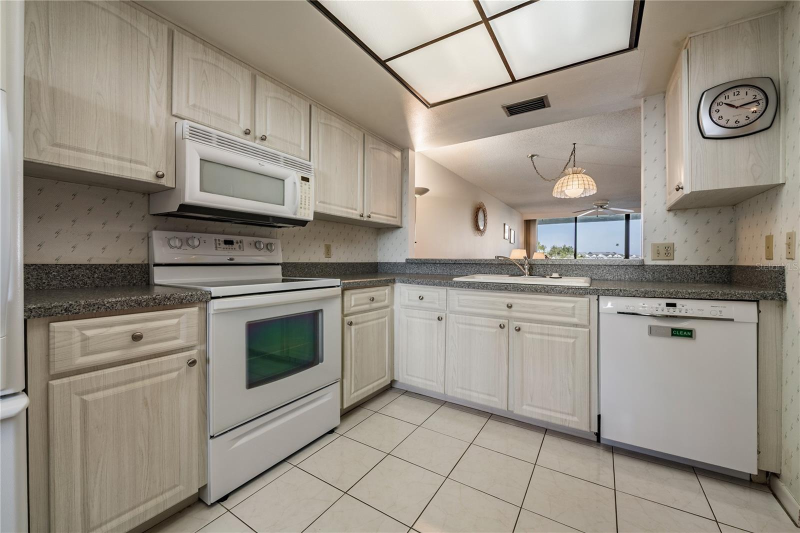 11590 Shipwatch Dr #347 Property Photo 11