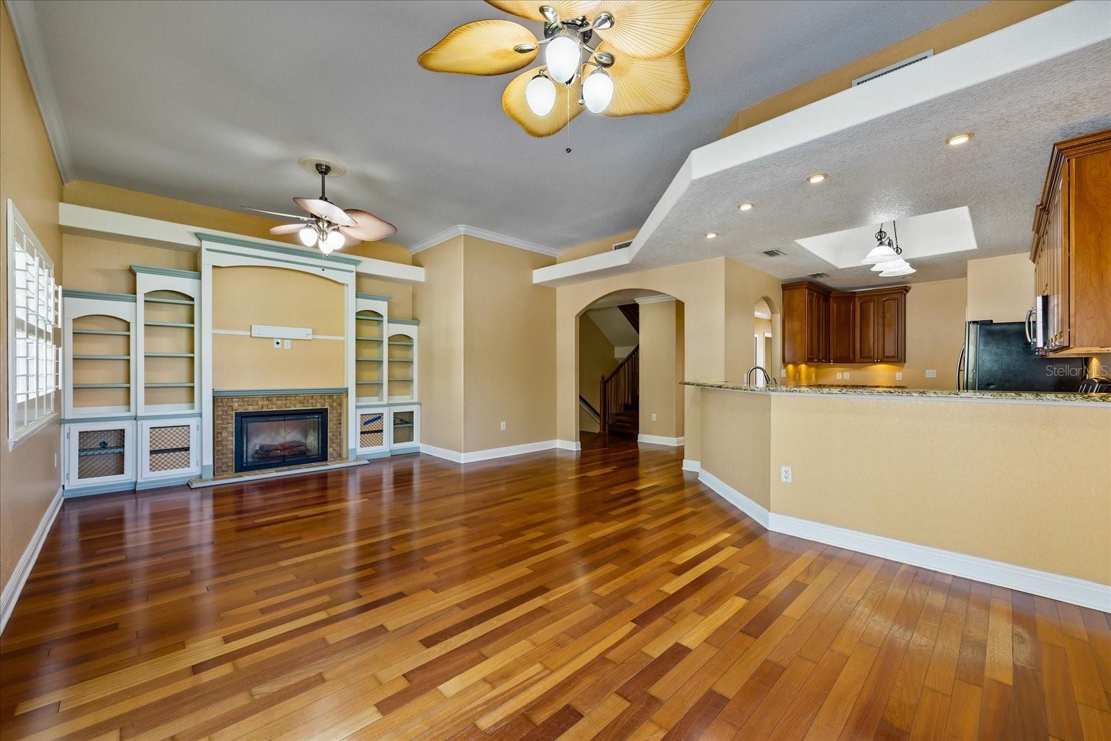 136 175th Ave E Property Photo 5