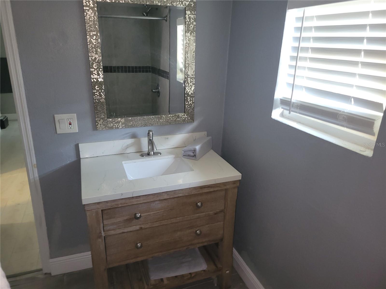 5548 11th St Property Photo 79