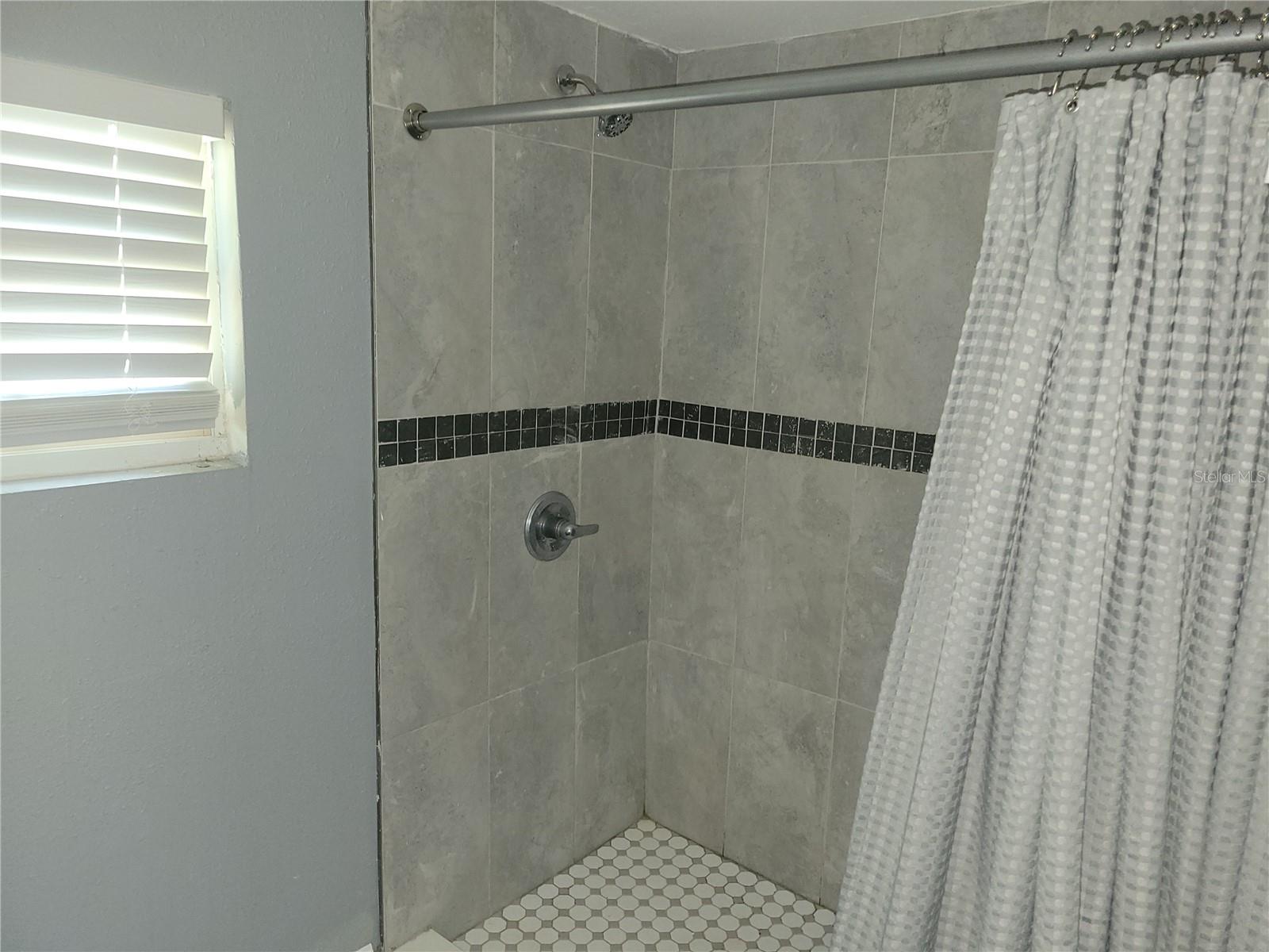 5548 11th St Property Photo 80