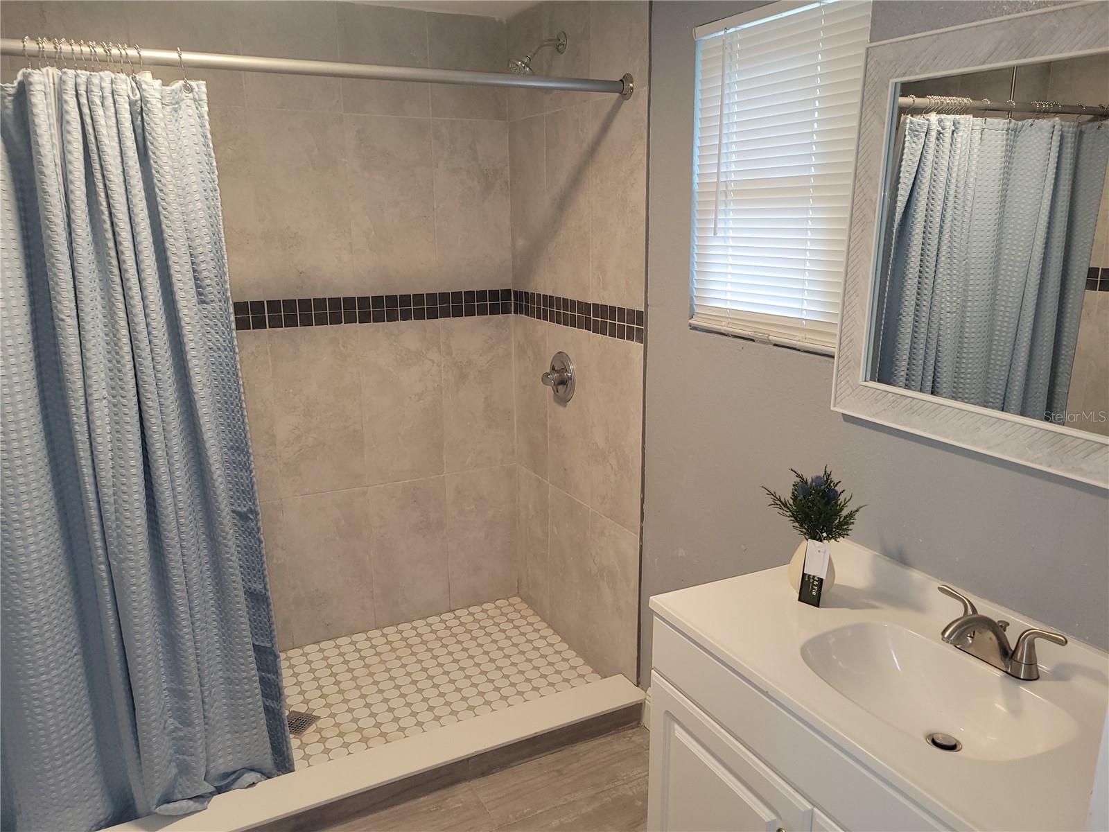 5548 11th St Property Photo 84