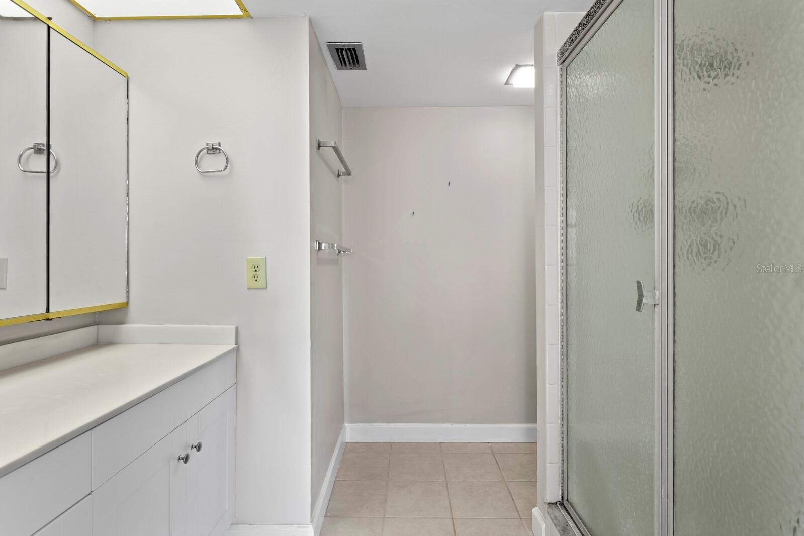 220 Belleview Blvd #702 Property Photo 26