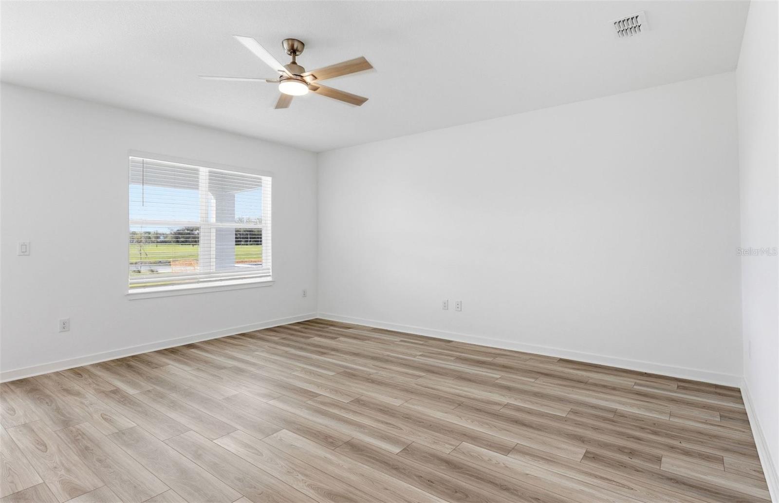 12812 Blue Reflection Ave Property Photo 5