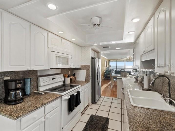 2900 Gulf Blvd #211 Property Photo 20