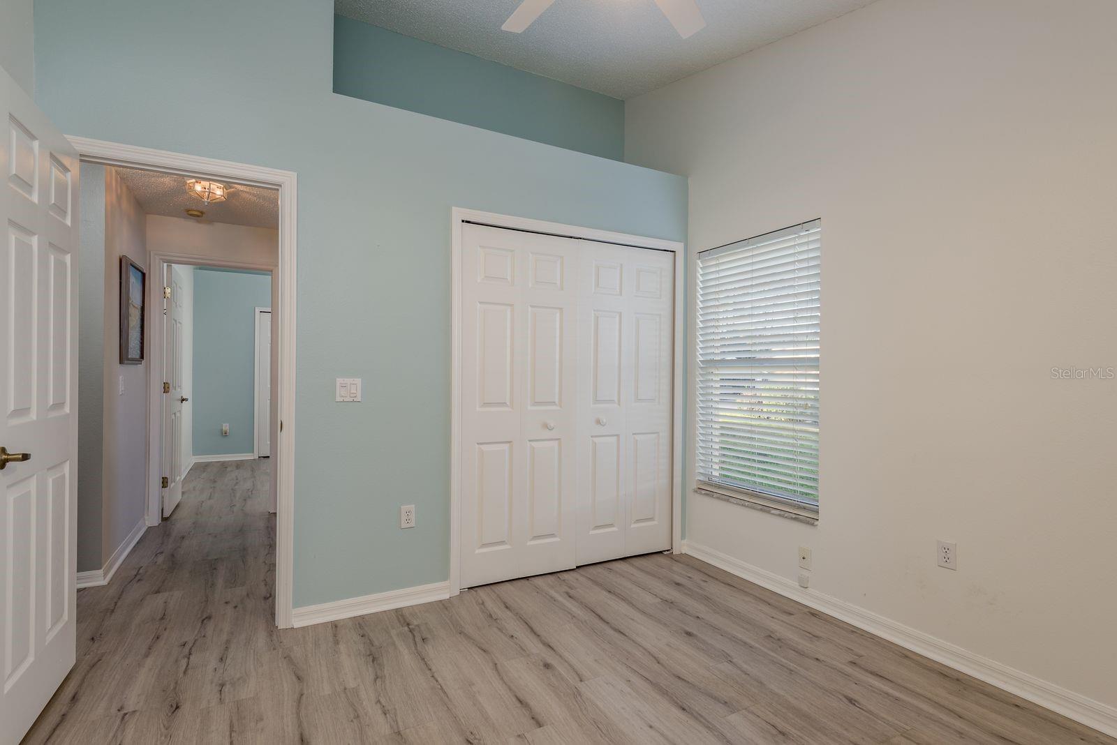 9742 Oakwood Hills Ct Property Photo 21