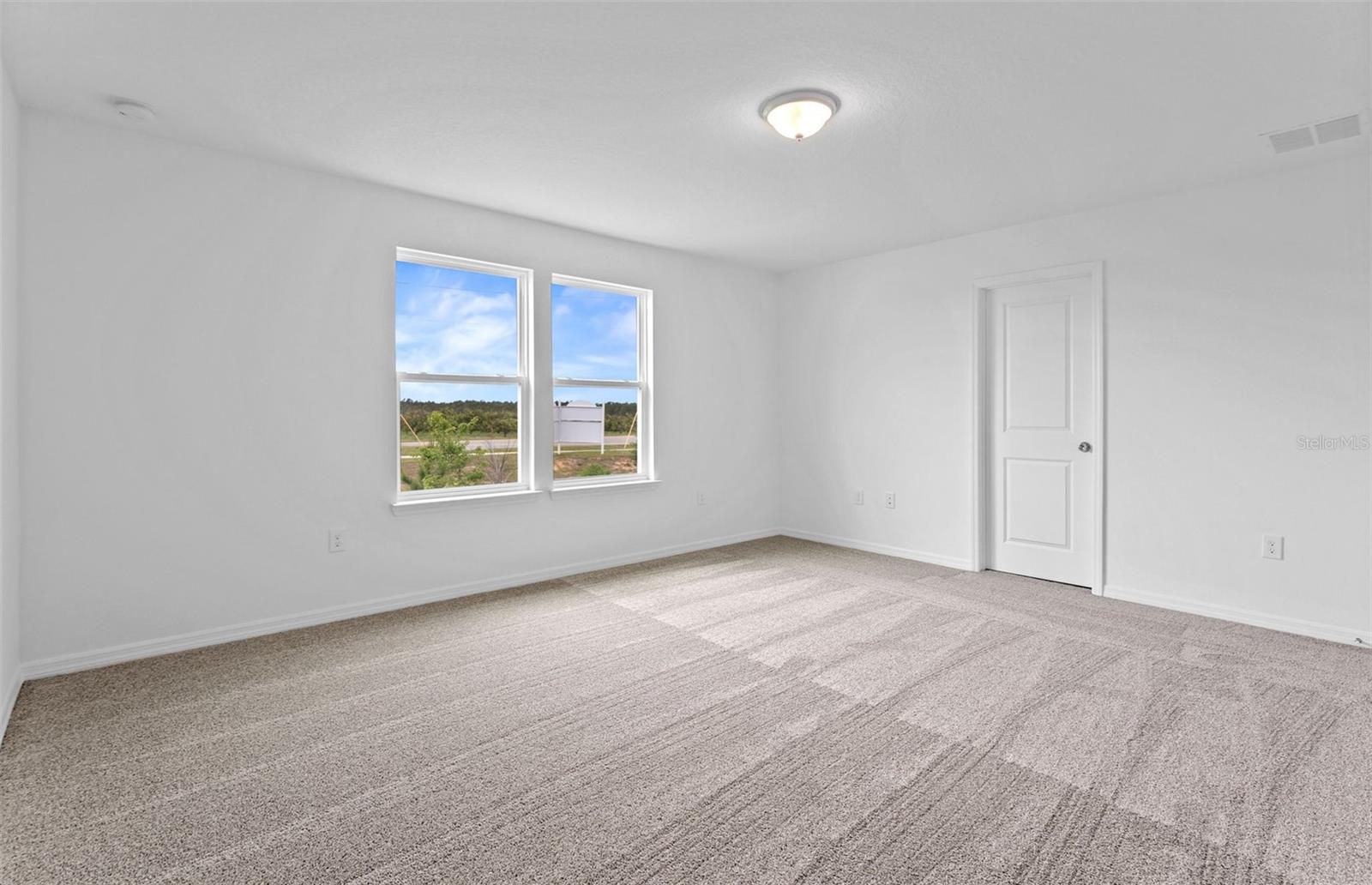 1277 Lakeridge Way Property Photo 13